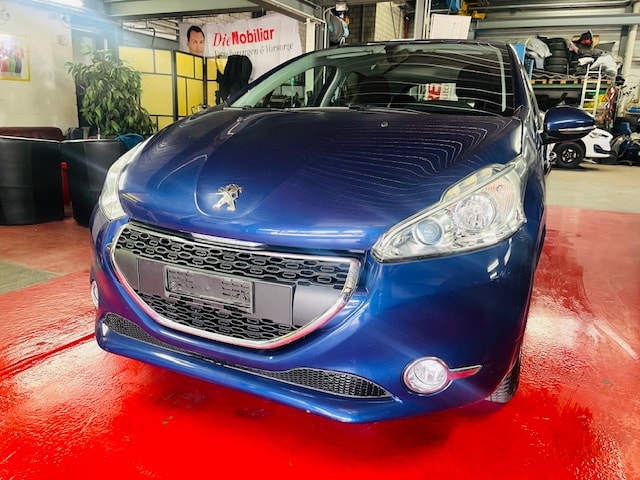 PEUGEOT 208 1.2 VTI Access