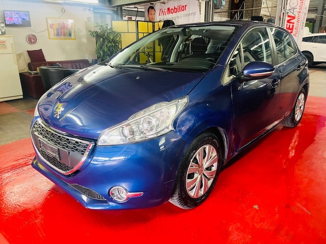 PEUGEOT 208 1.2 VTI Access-image-2