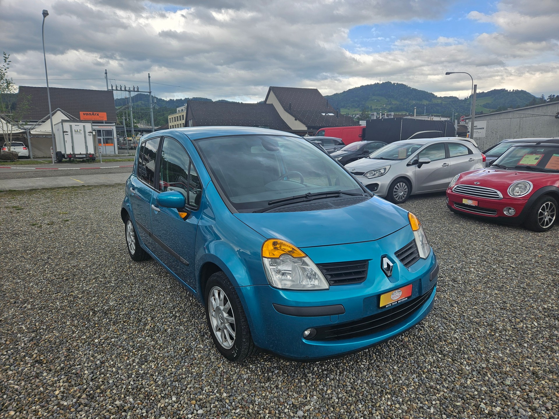 RENAULT Modus 1.4 16V Dynamique Confort-image-2