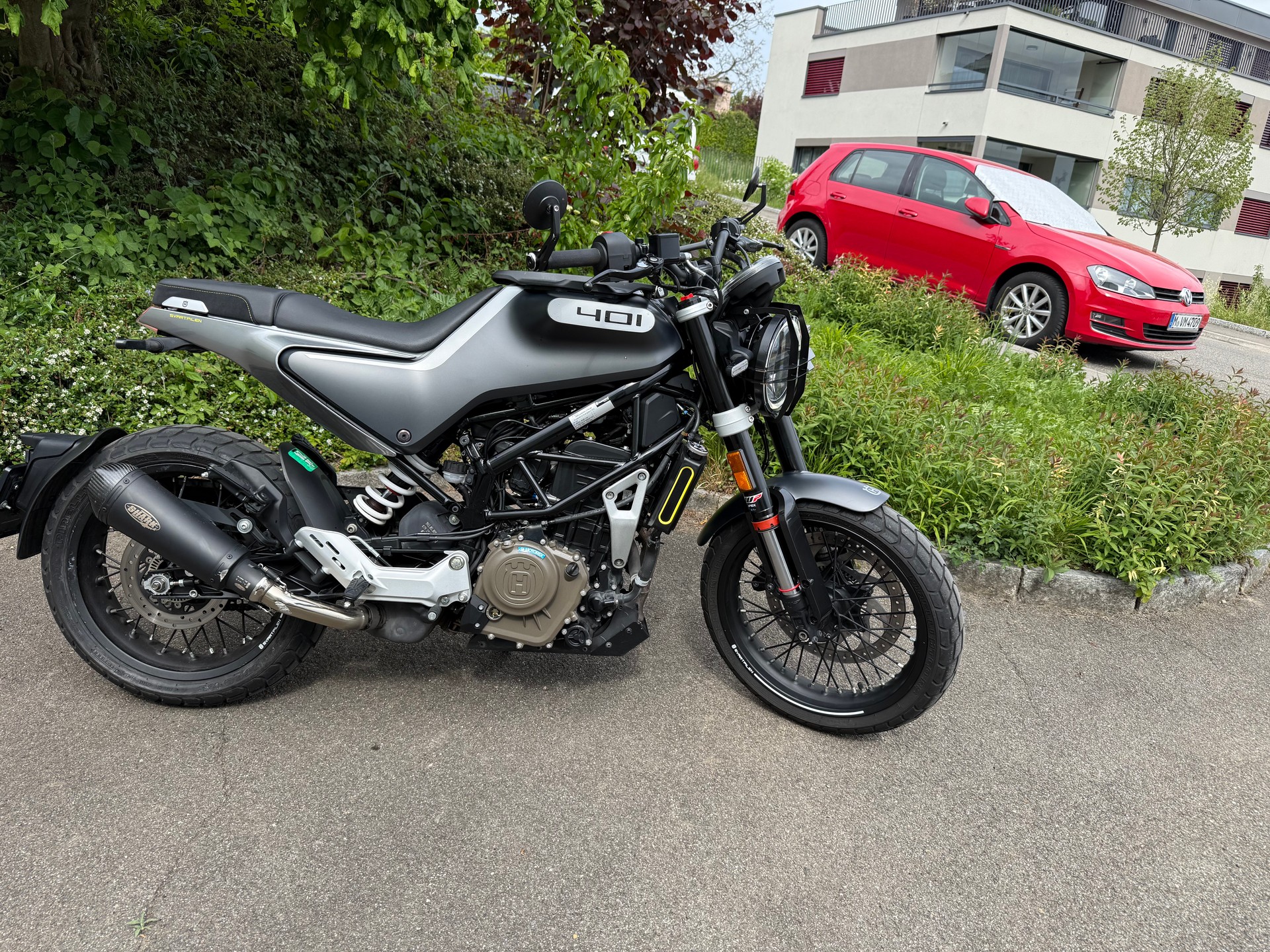 HUSQVARNA Scrambler-image-1