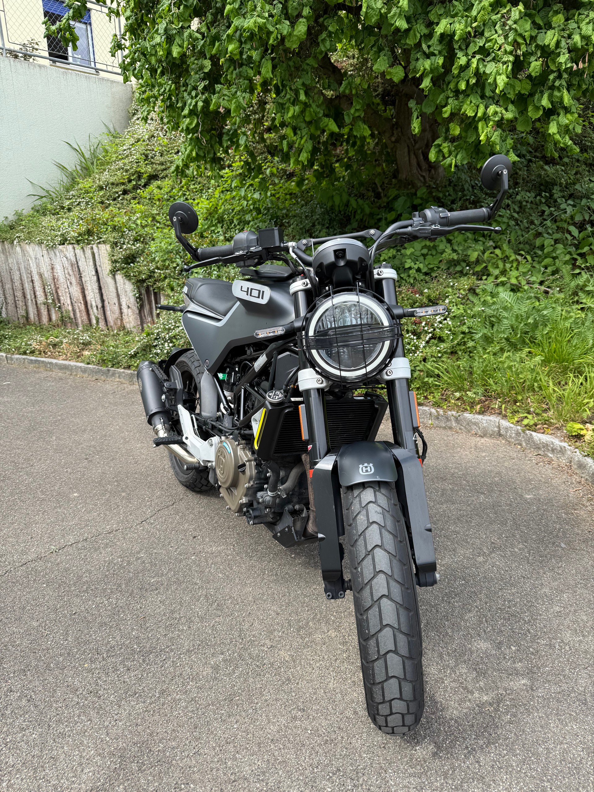 HUSQVARNA Scrambler-image-2