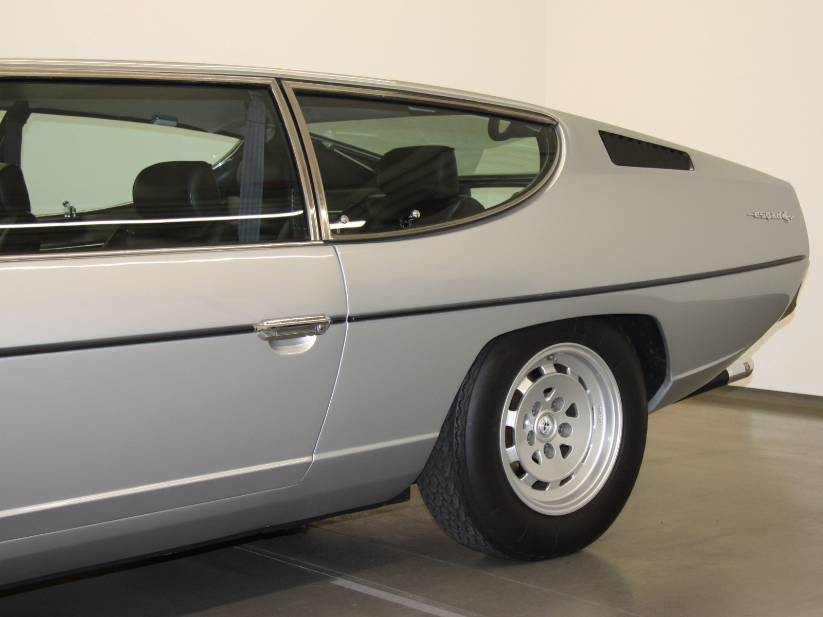 LAMBORGHINI ESPADA-image-4