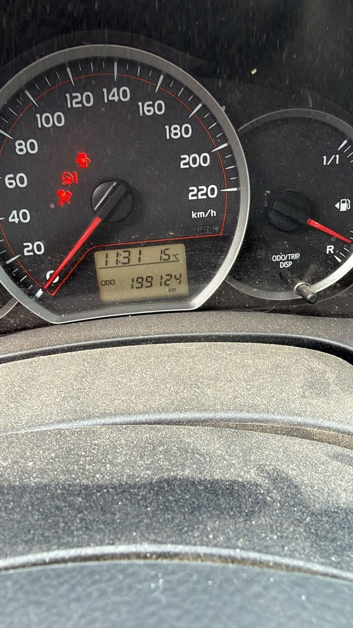 TOYOTA Yaris 1.33 Luna Multidrive-image-8