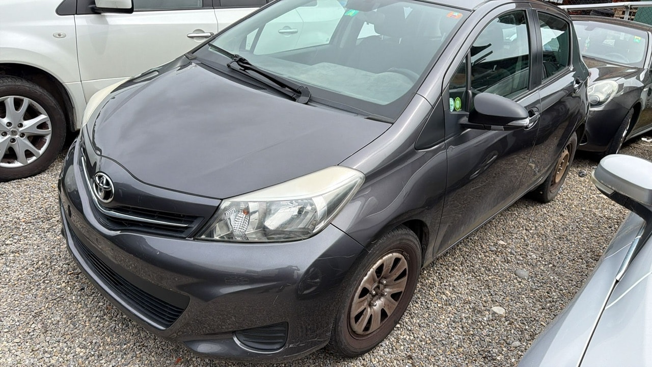 TOYOTA Yaris 1.33 Luna Multidrive-image-2