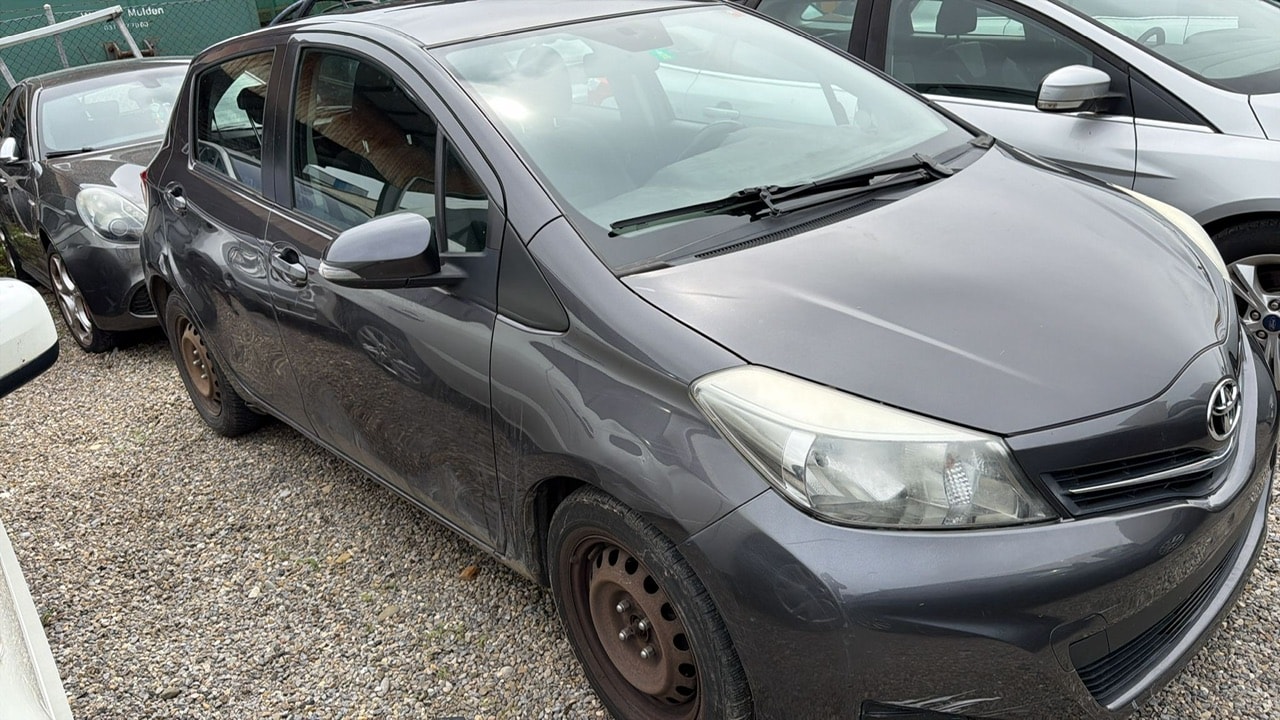 TOYOTA Yaris 1.33 Luna Multidrive-image-1