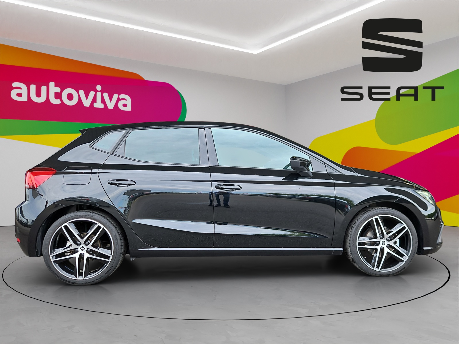 SEAT Ibiza 1.0 EcoTSI Hola FR DSG-showroom-element-3