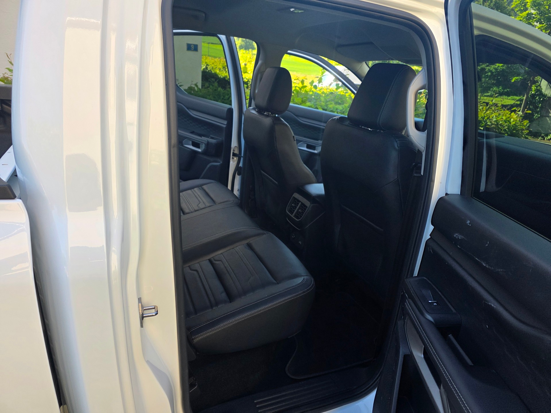 FORD Ranger Limited 2.0 Eco Blue 4x4 Automat-image-14