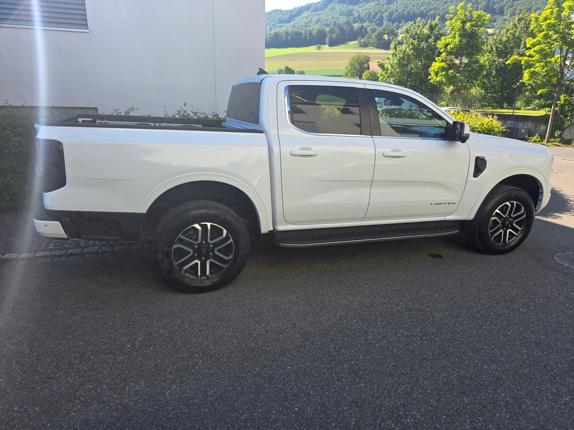 FORD Ranger Limited 2.0 Eco Blue 4x4 Automat-showroom-element-3