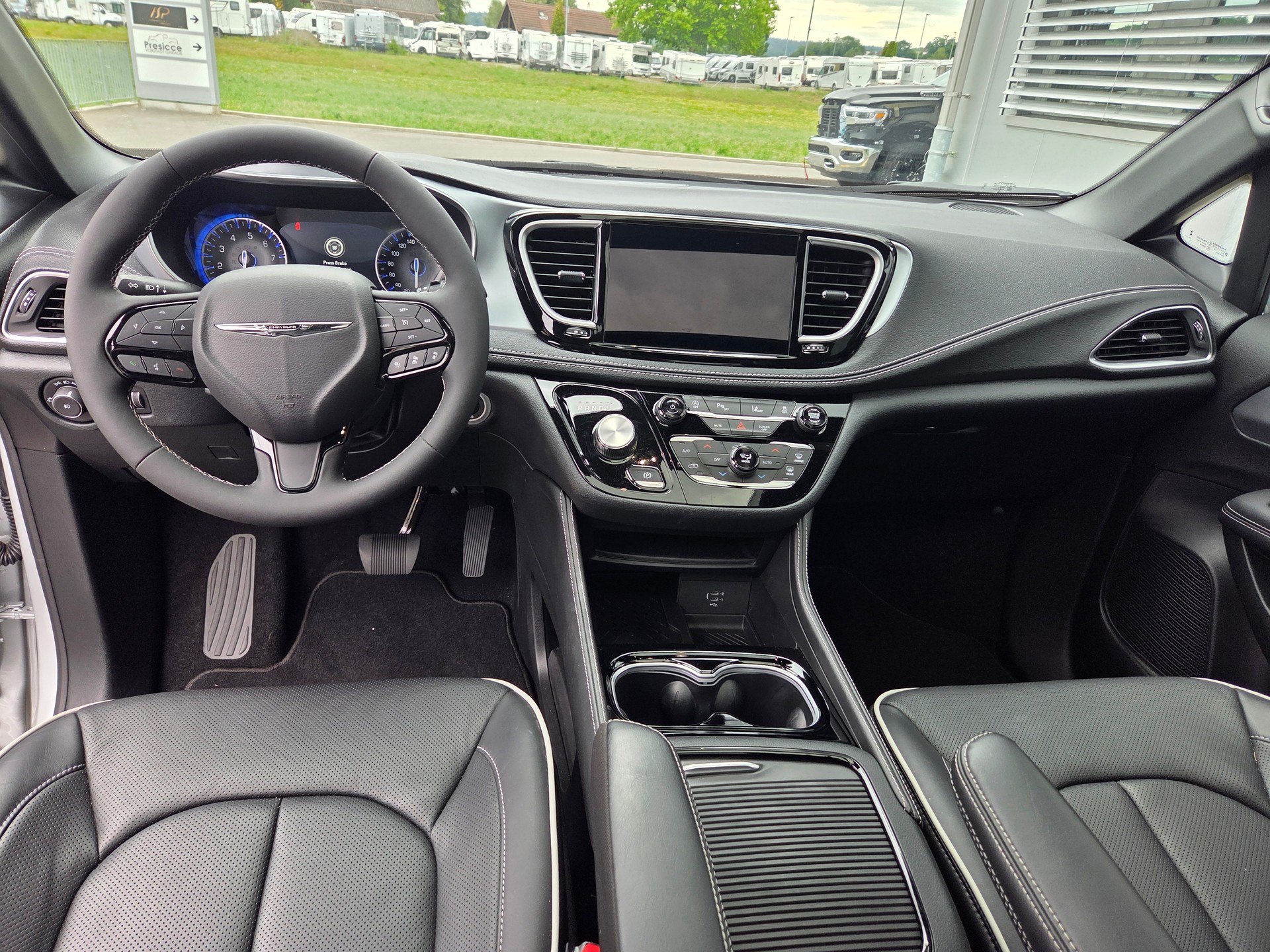 CHRYSLER Pacifica 3.6 V6 4x4 Limited S 291 PS / 7-Plätzer-image-10