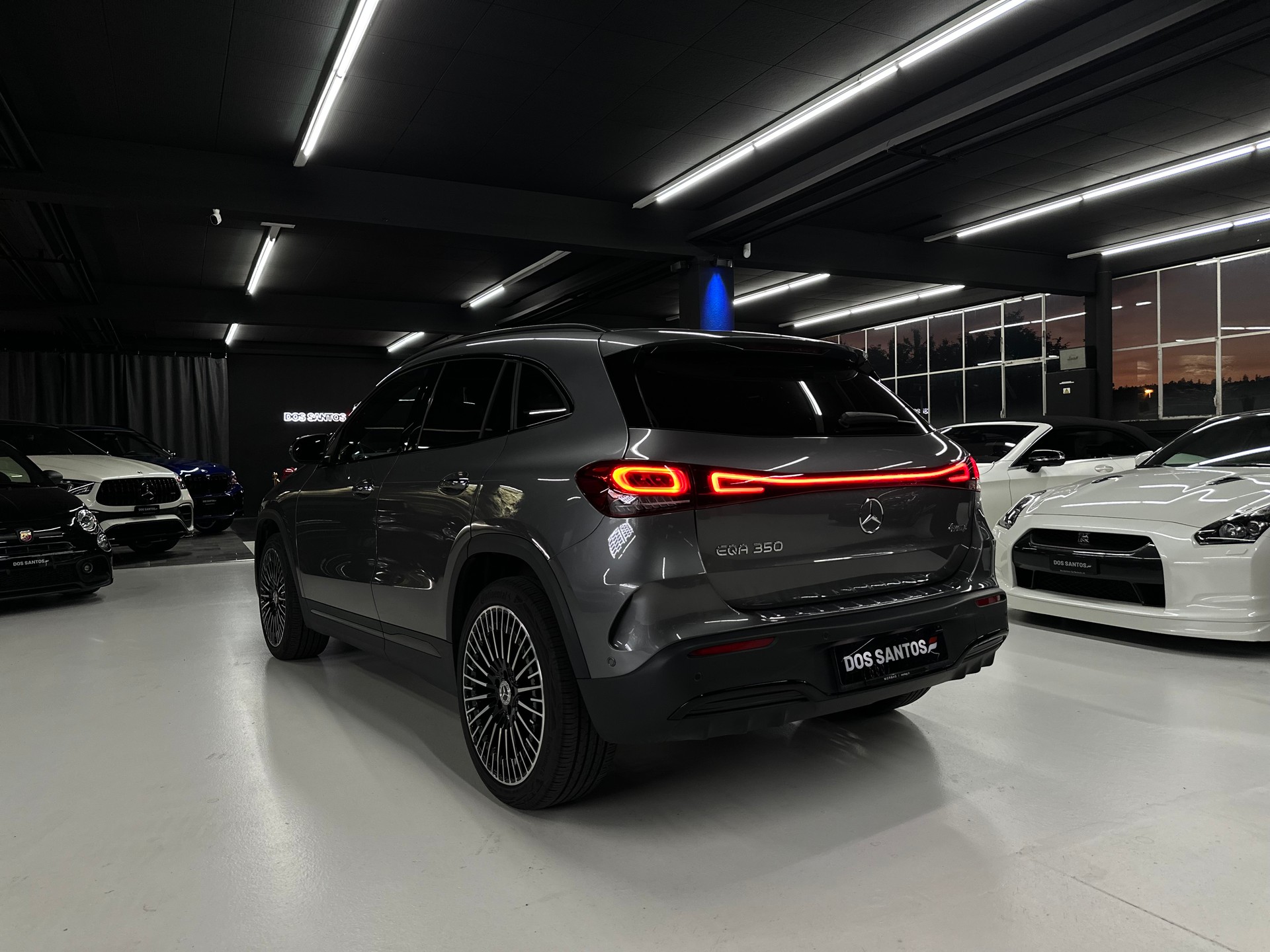 MERCEDES-BENZ EQA 350 AMG Line 4Matic**Leasing Übernahme Möglich**-image-3