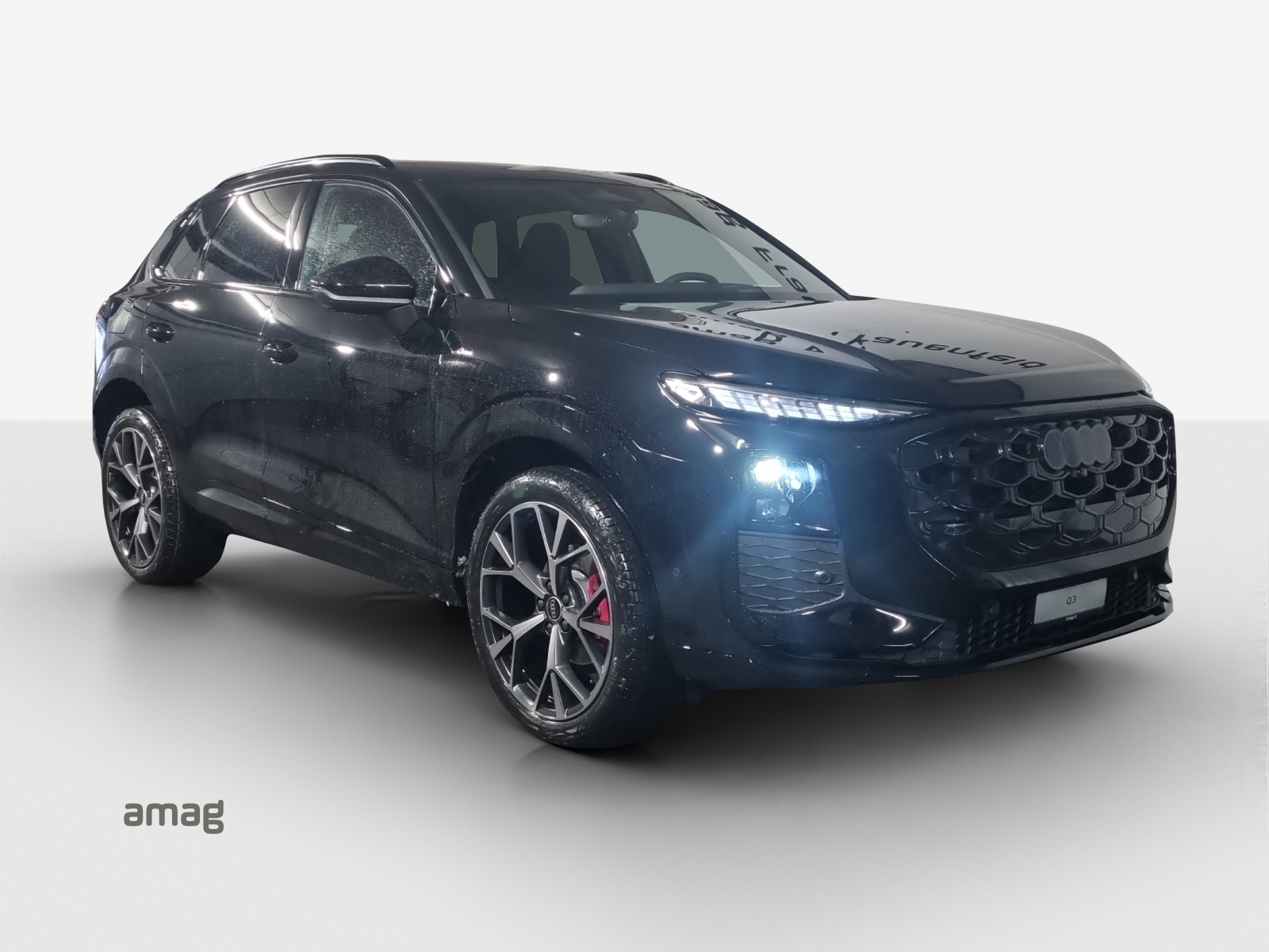 AUDI Q3 SUV TFSI quattro 195 kW S tronic-image-5