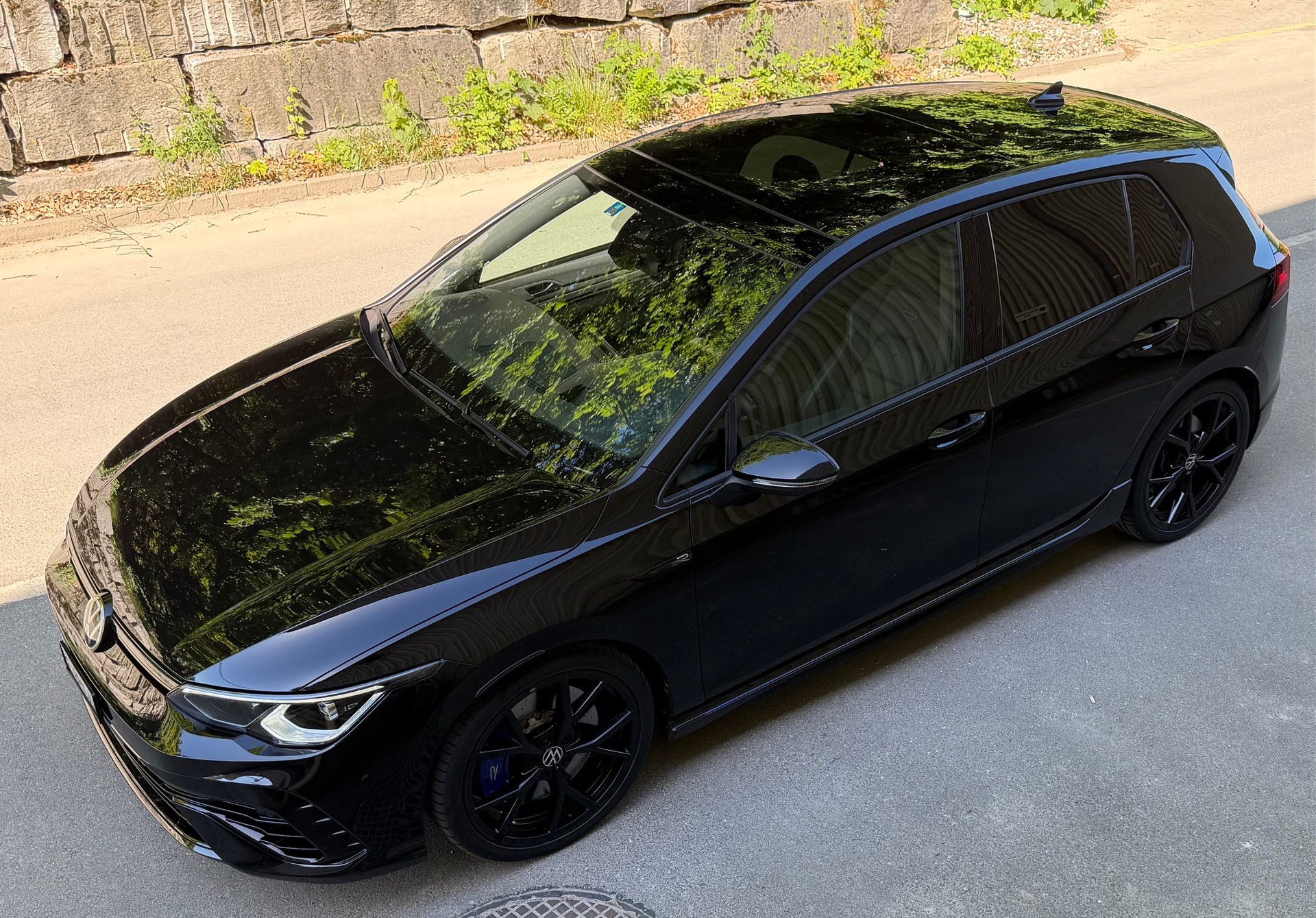 VW Golf 2.0 TSI R DSG 4Motion-image-7