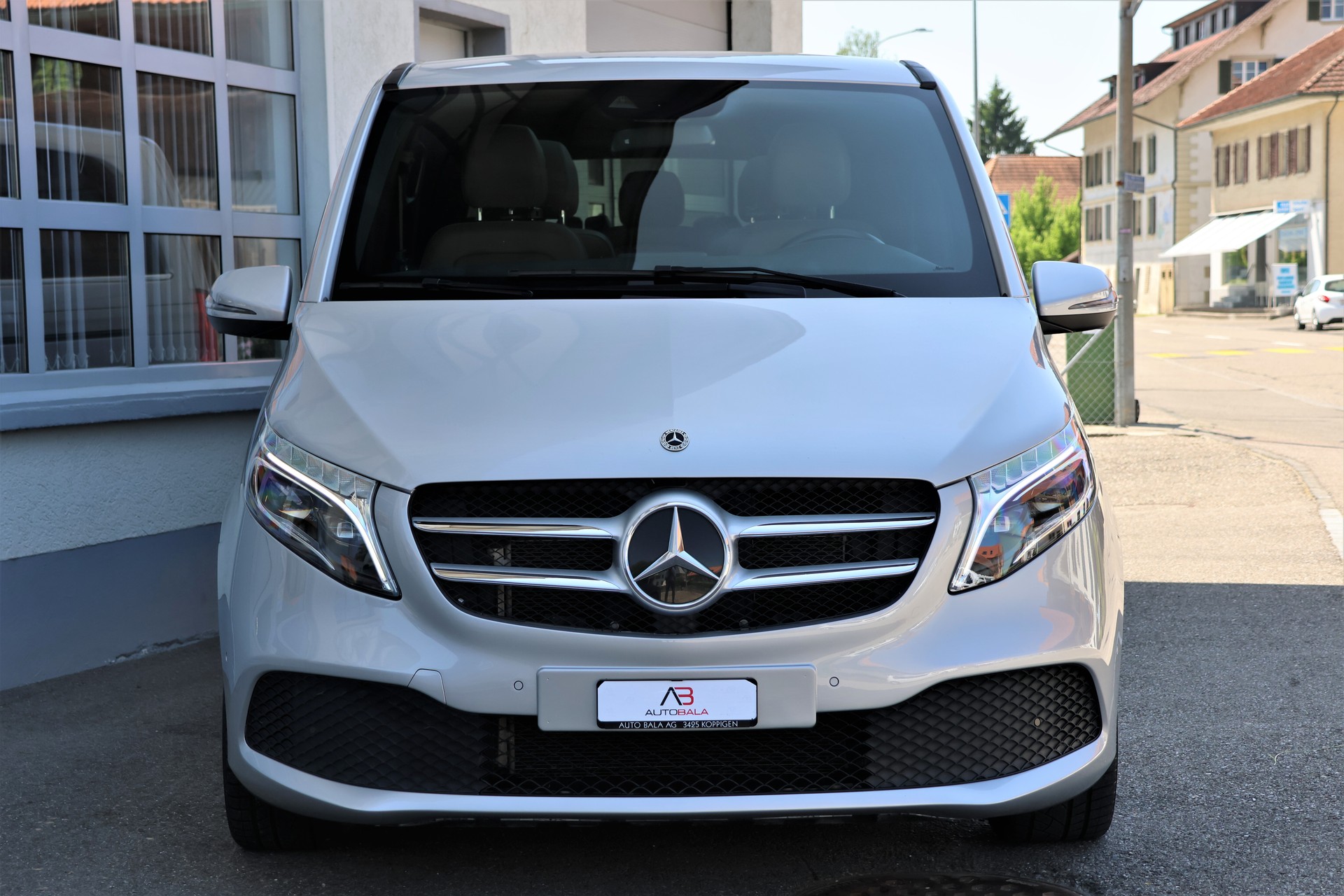 MERCEDES-BENZ V 250 d lang Avantgarde 9G-Tronic (CH) 7Plätzer-showroom-element-1