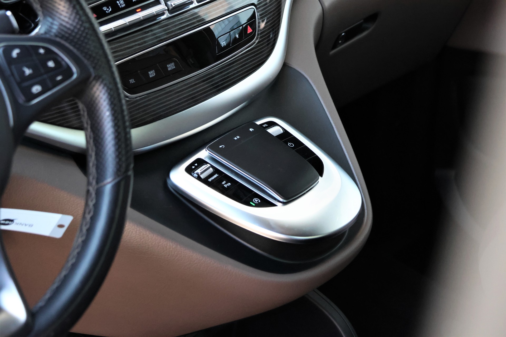 MERCEDES-BENZ V 250 d lang Avantgarde 9G-Tronic (CH) 7Plätzer-image-10