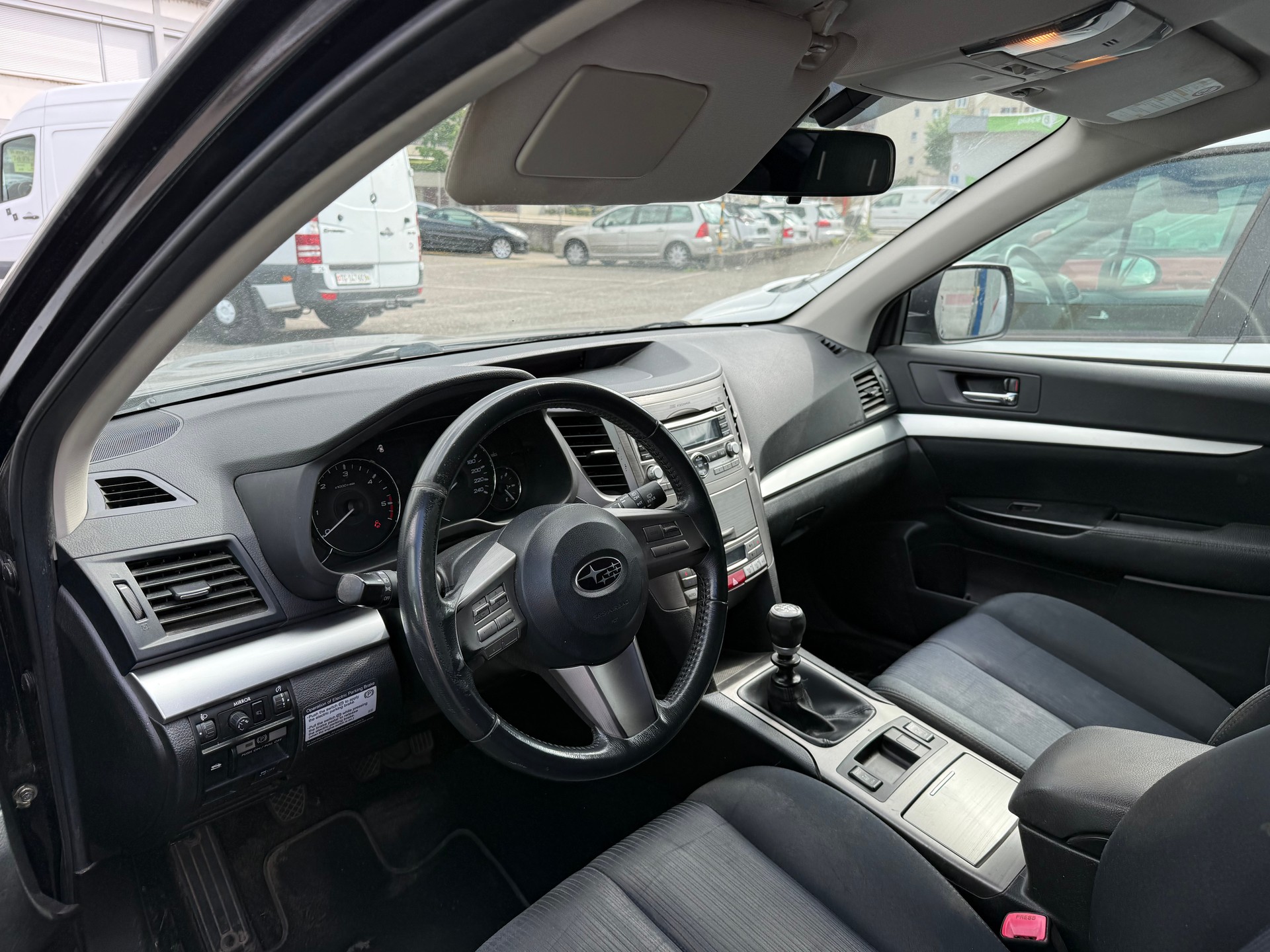 SUBARU Legacy 2.0D Swiss AWD-image-5