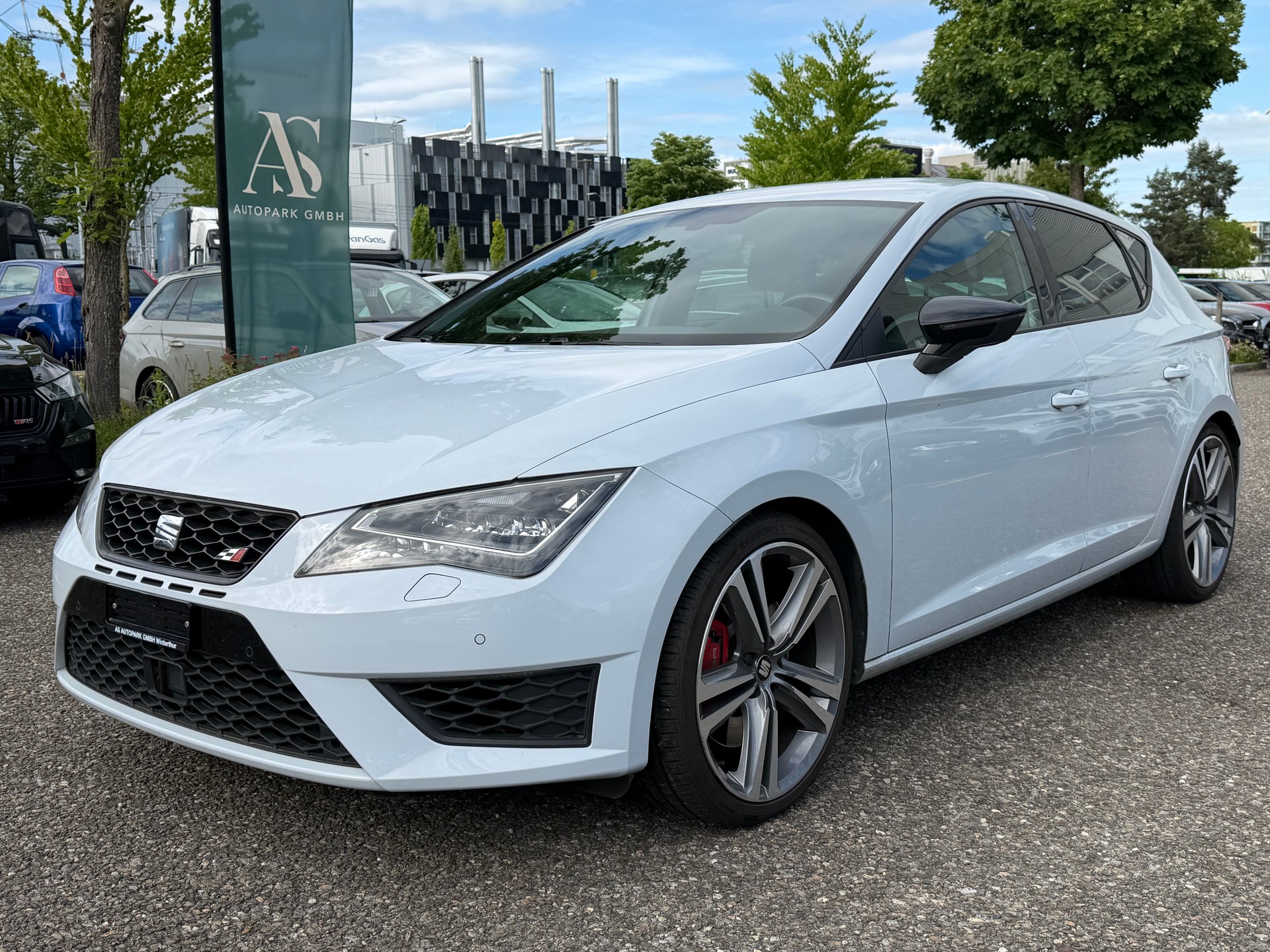 SEAT Leon 2.0 TSI Cupra 290 DSG