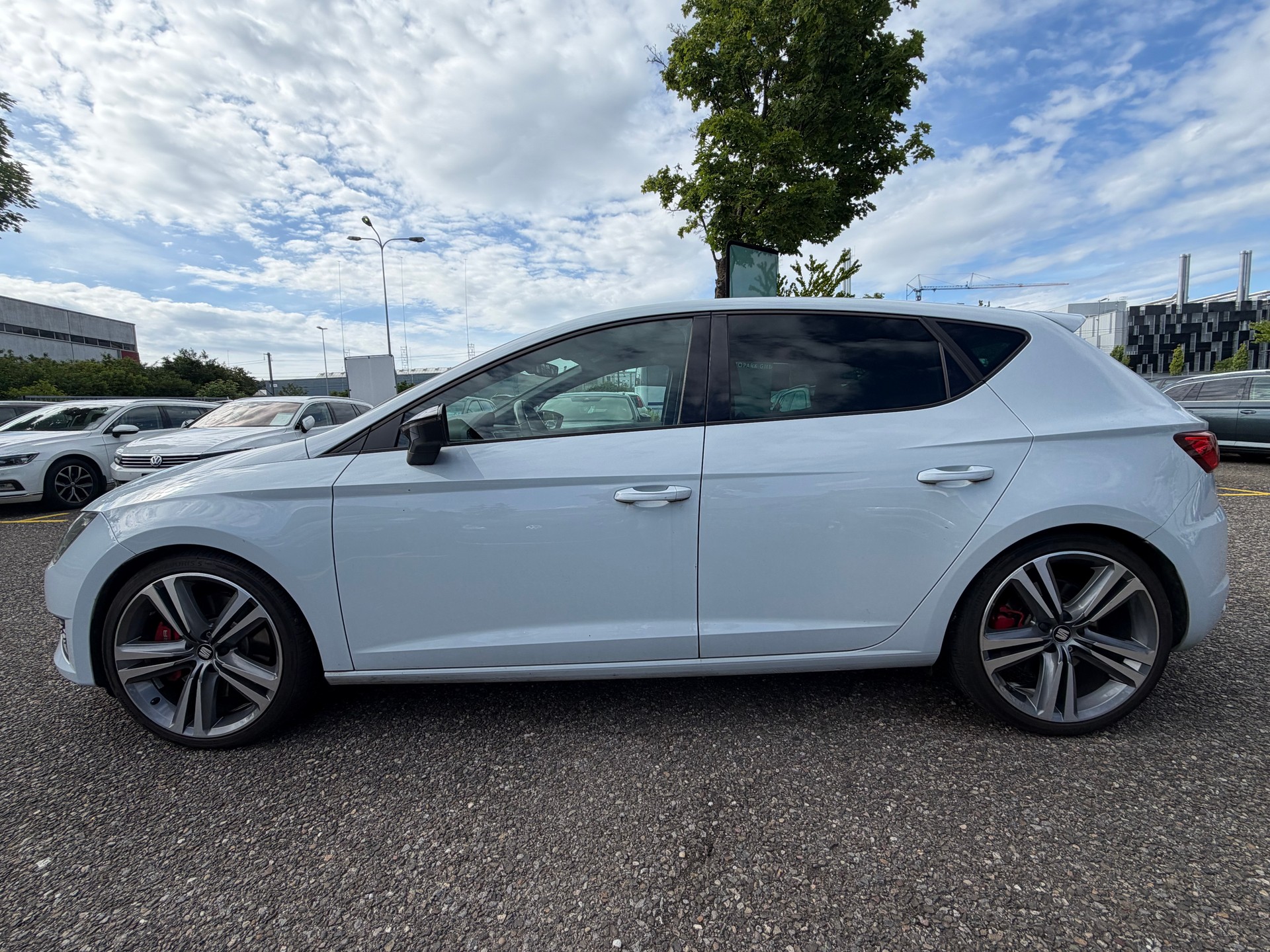 SEAT Leon 2.0 TSI Cupra 290 DSG-image-7