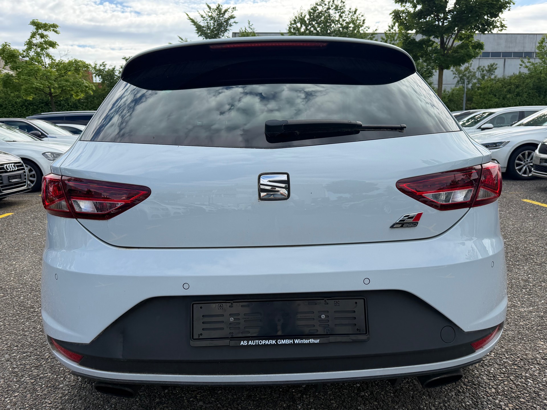 SEAT Leon 2.0 TSI Cupra 290 DSG-image-5