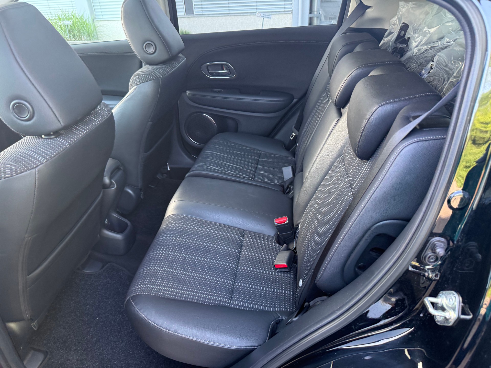 HONDA HR-V 1.5i-VTEC Executive CVT-image-9