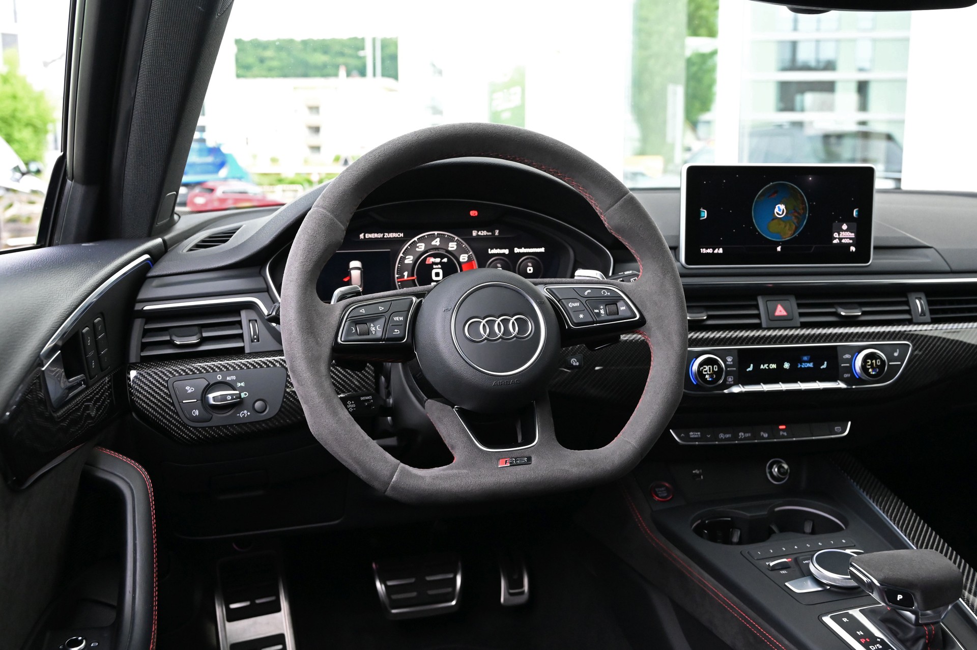 AUDI RS4 Avant 2.9 TFSI quattro tiptronic **8-Fach bereift**-image-13