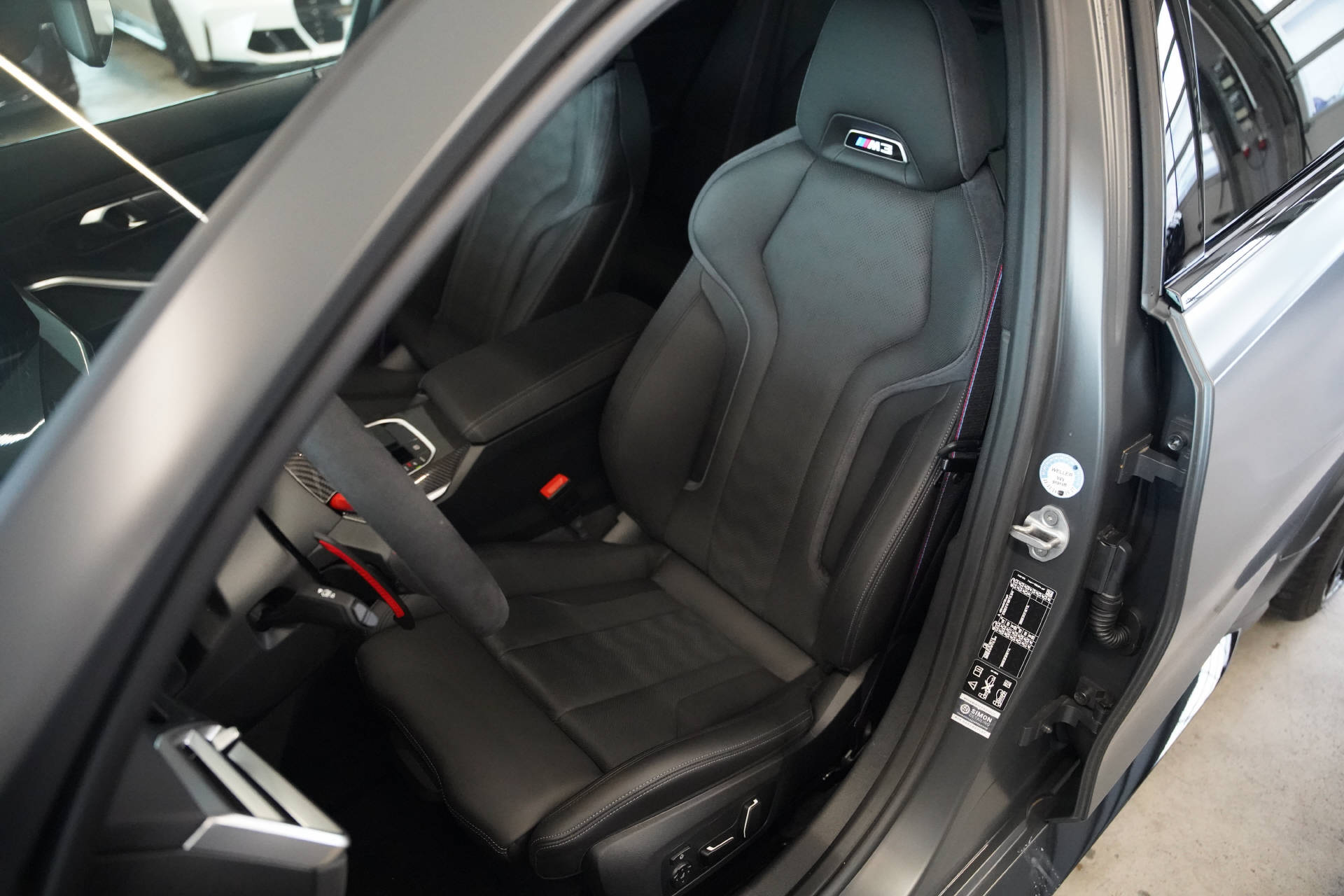 BMW M3 Touring xDrive Competition M LCI Frozen Dark Grey-image-9