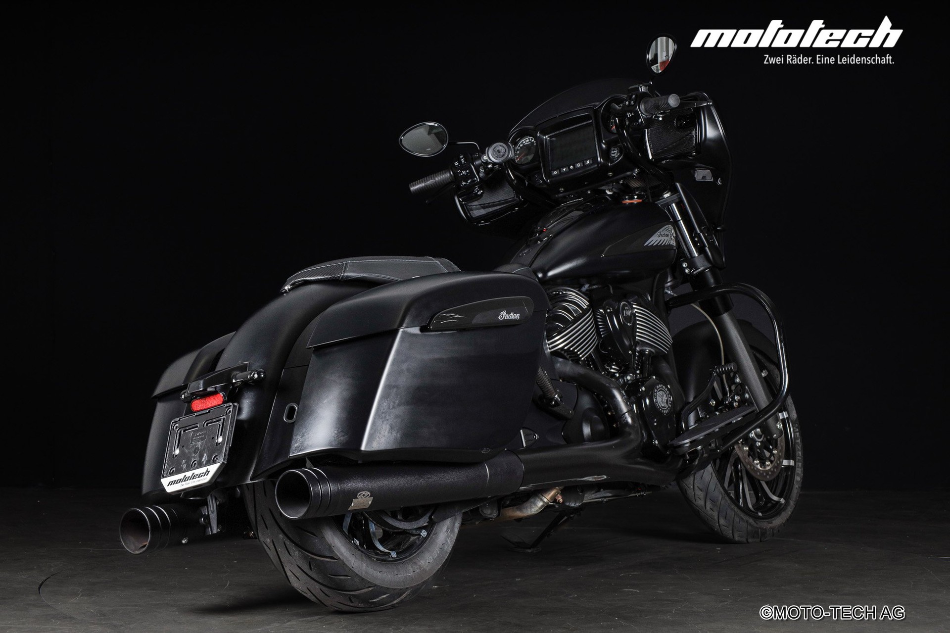 INDIAN Chieftain Dark Horse JEKILL AND HYDE-image-2
