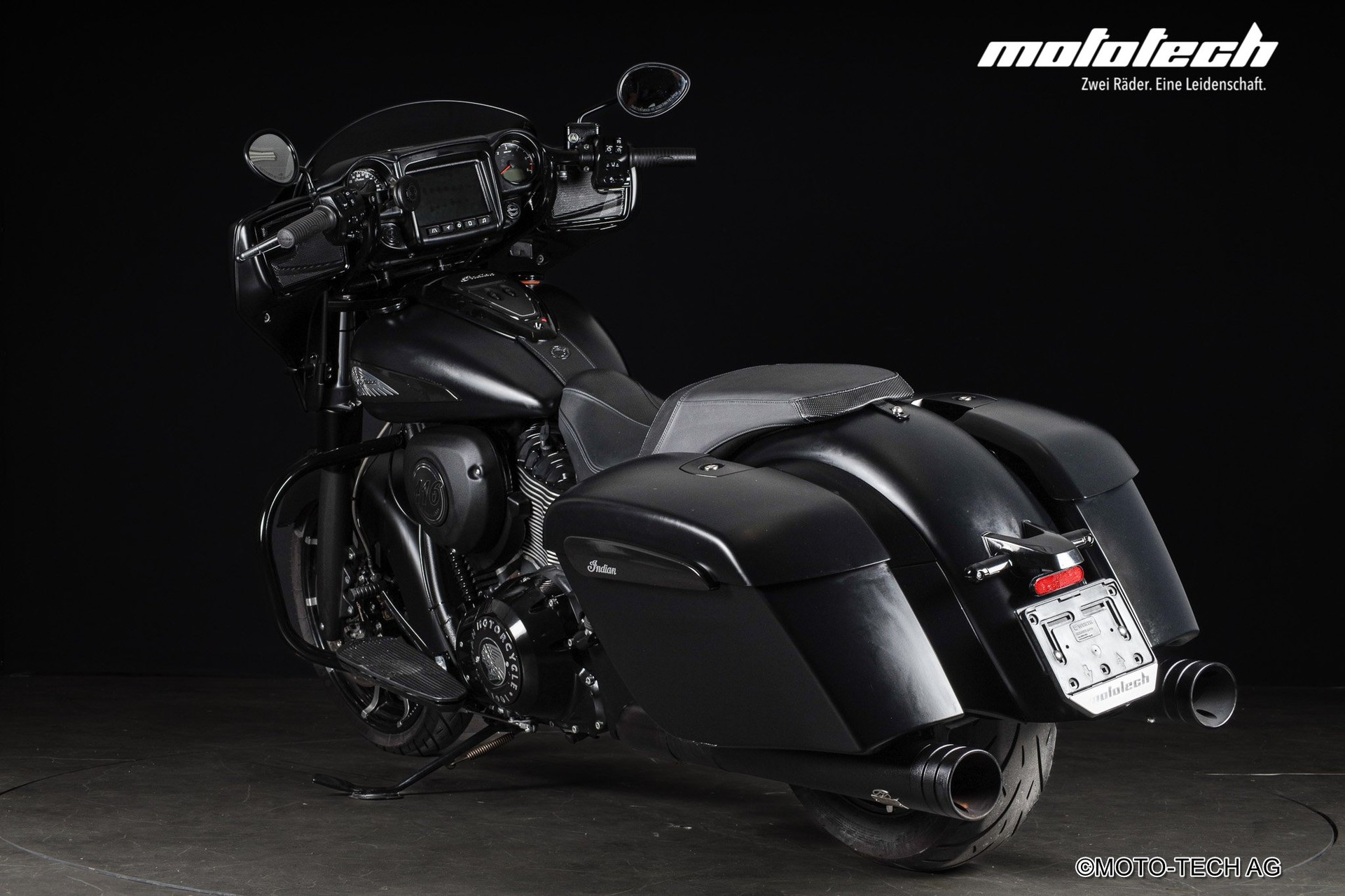 INDIAN Chieftain Dark Horse JEKILL AND HYDE-image-3