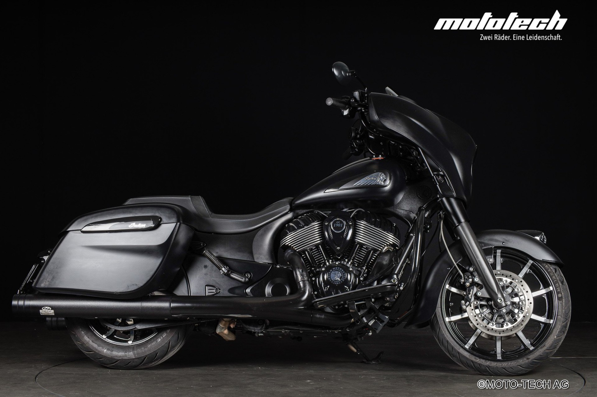 INDIAN Chieftain Dark Horse JEKILL AND HYDE-image-1