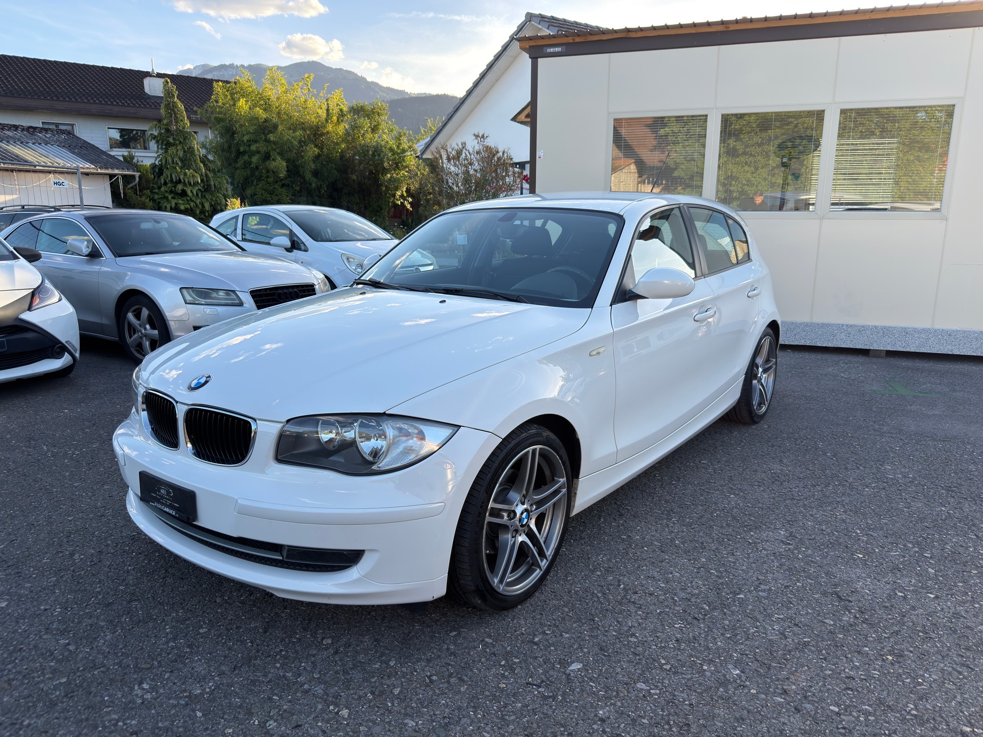 BMW 118d-image-6