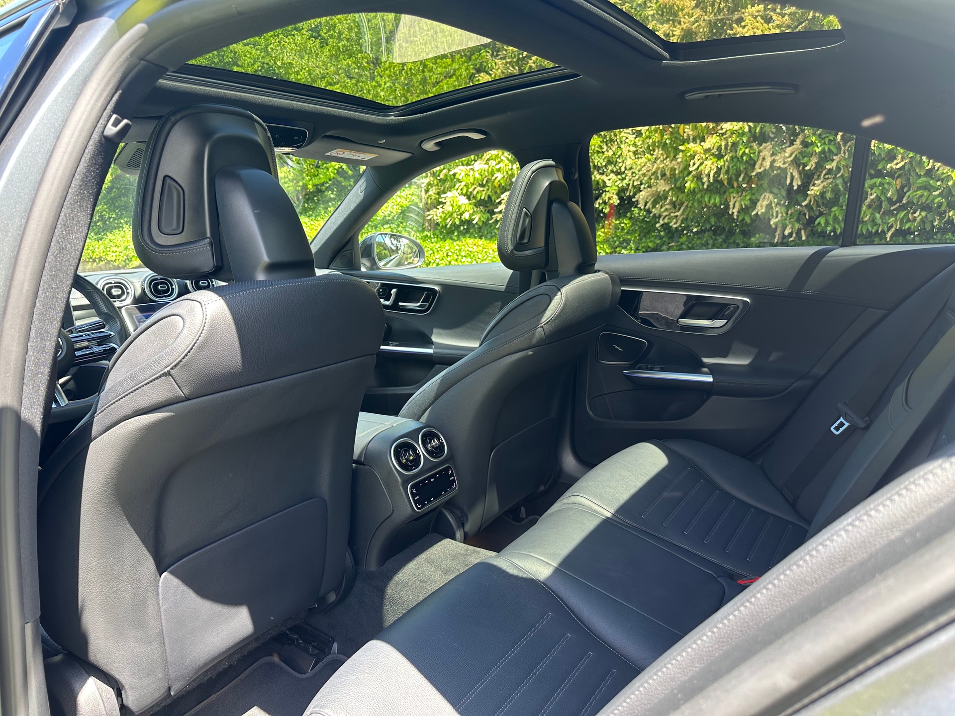 MERCEDES-BENZ C 220 d 4Matic AMG Line* Werksgarantie* Vollausstattung*-image-12