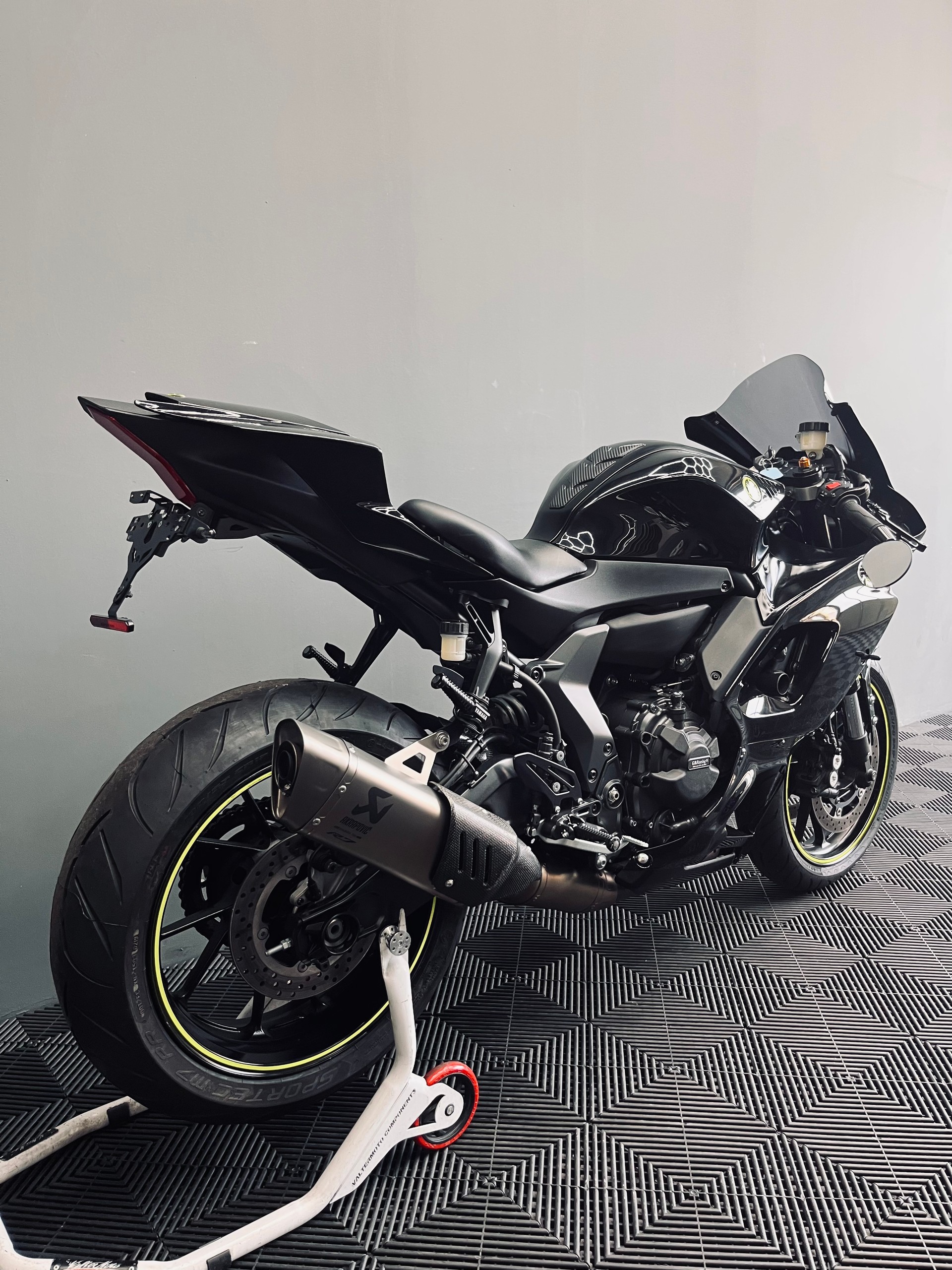 YAMAHA YZF-R7 (35kW)-image-2