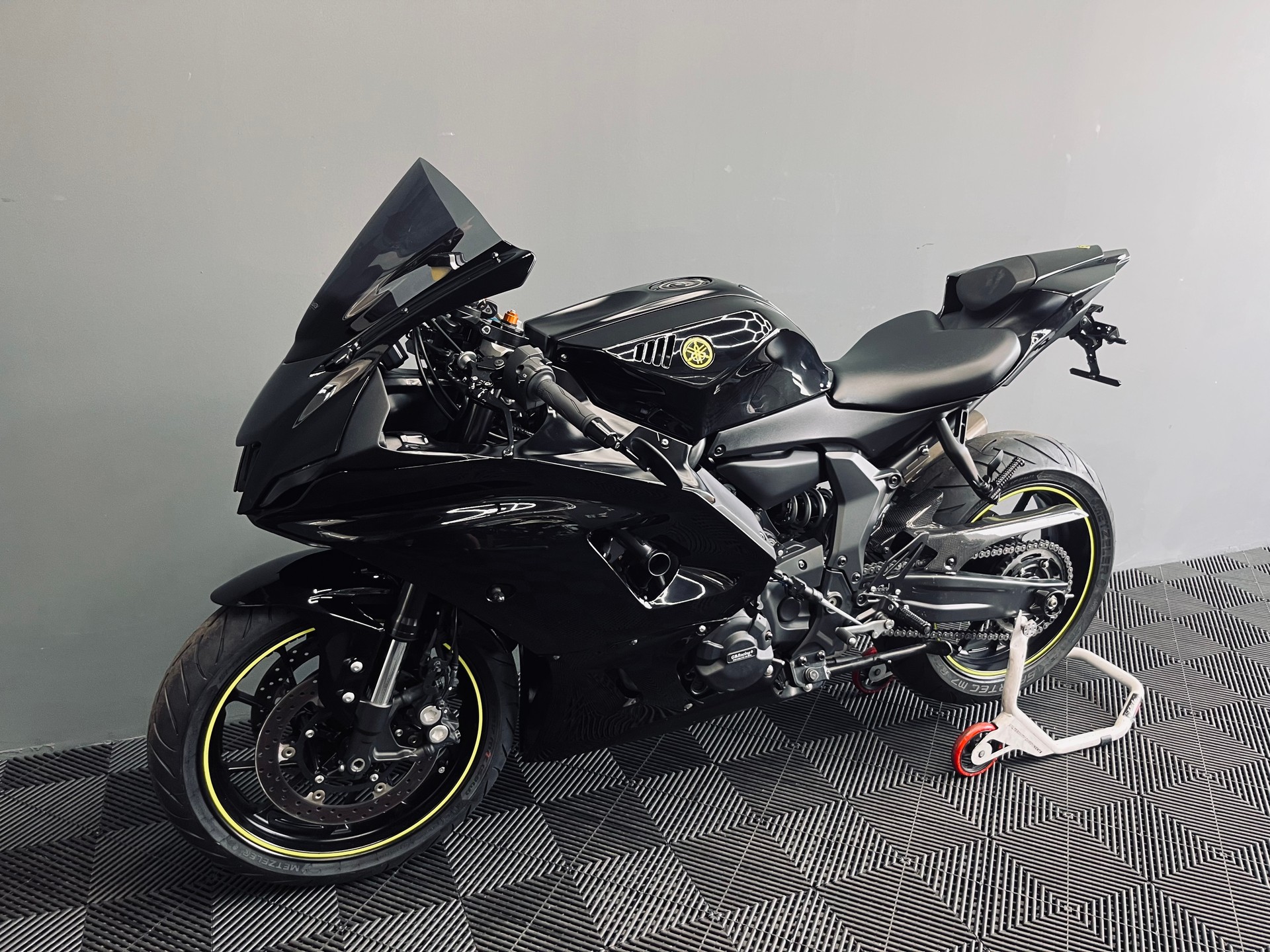 YAMAHA YZF-R7 (35kW)-image-3