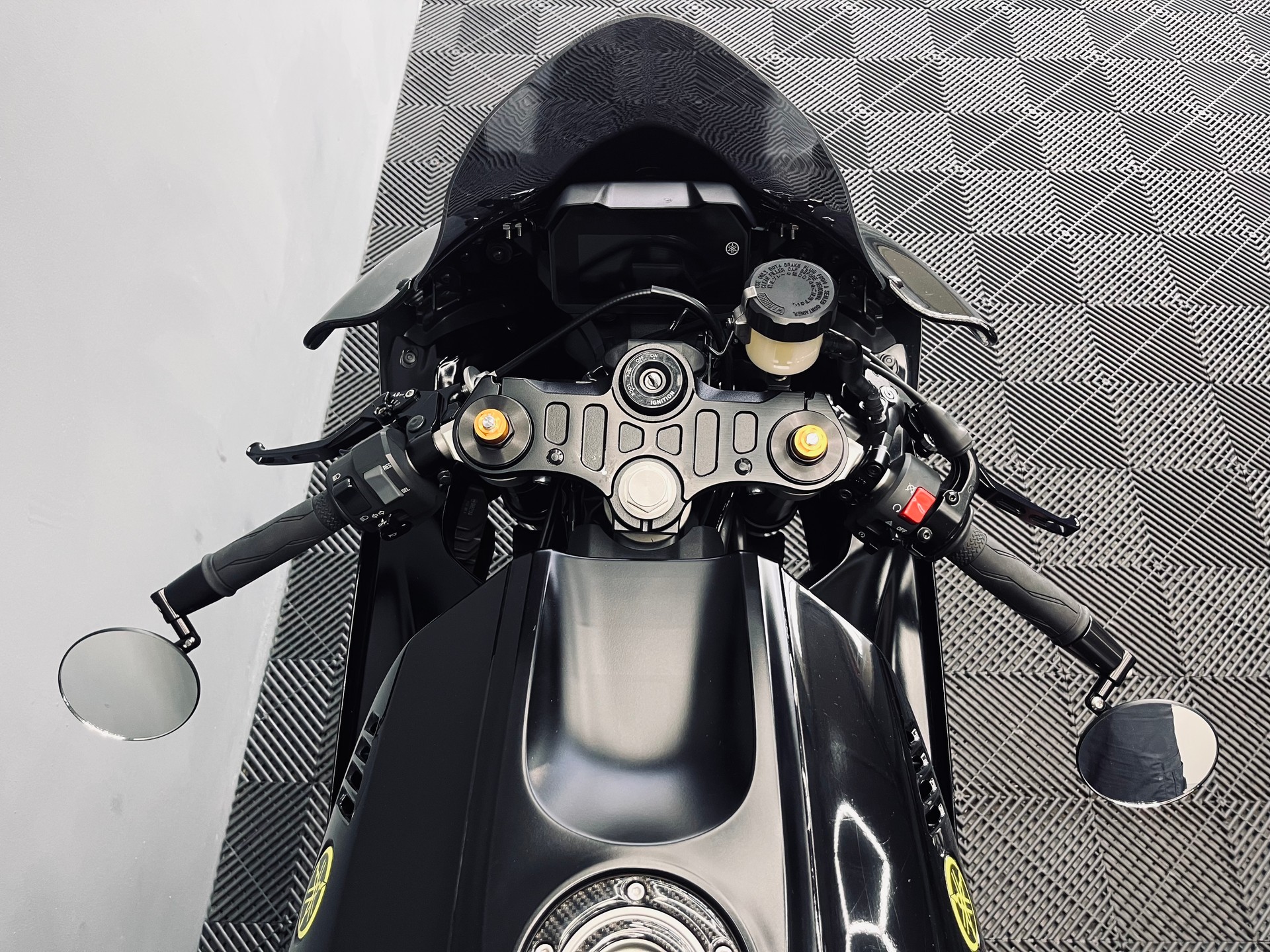 YAMAHA YZF-R7 (35kW)-image-9