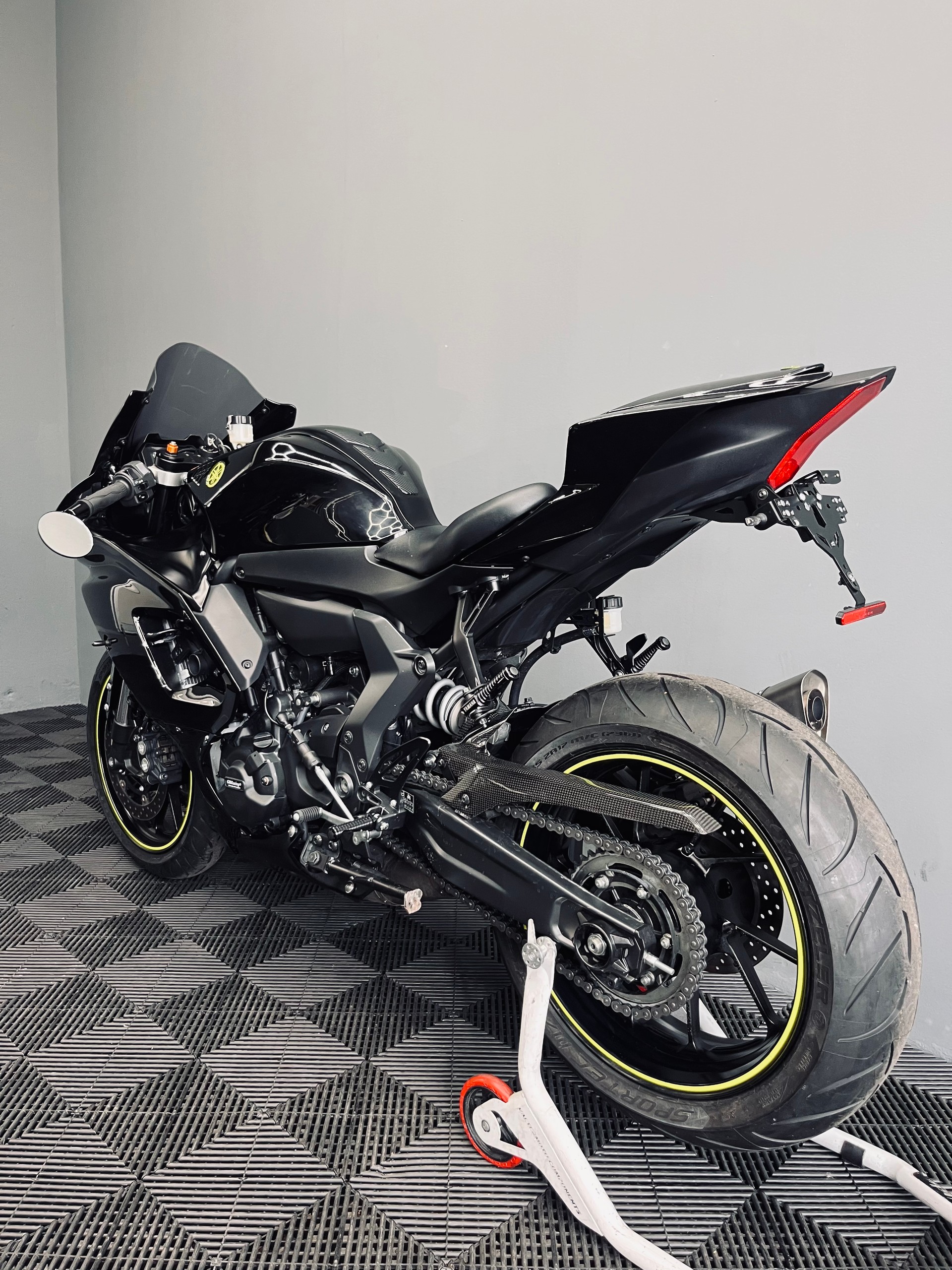 YAMAHA YZF-R7 (35kW)-image-4