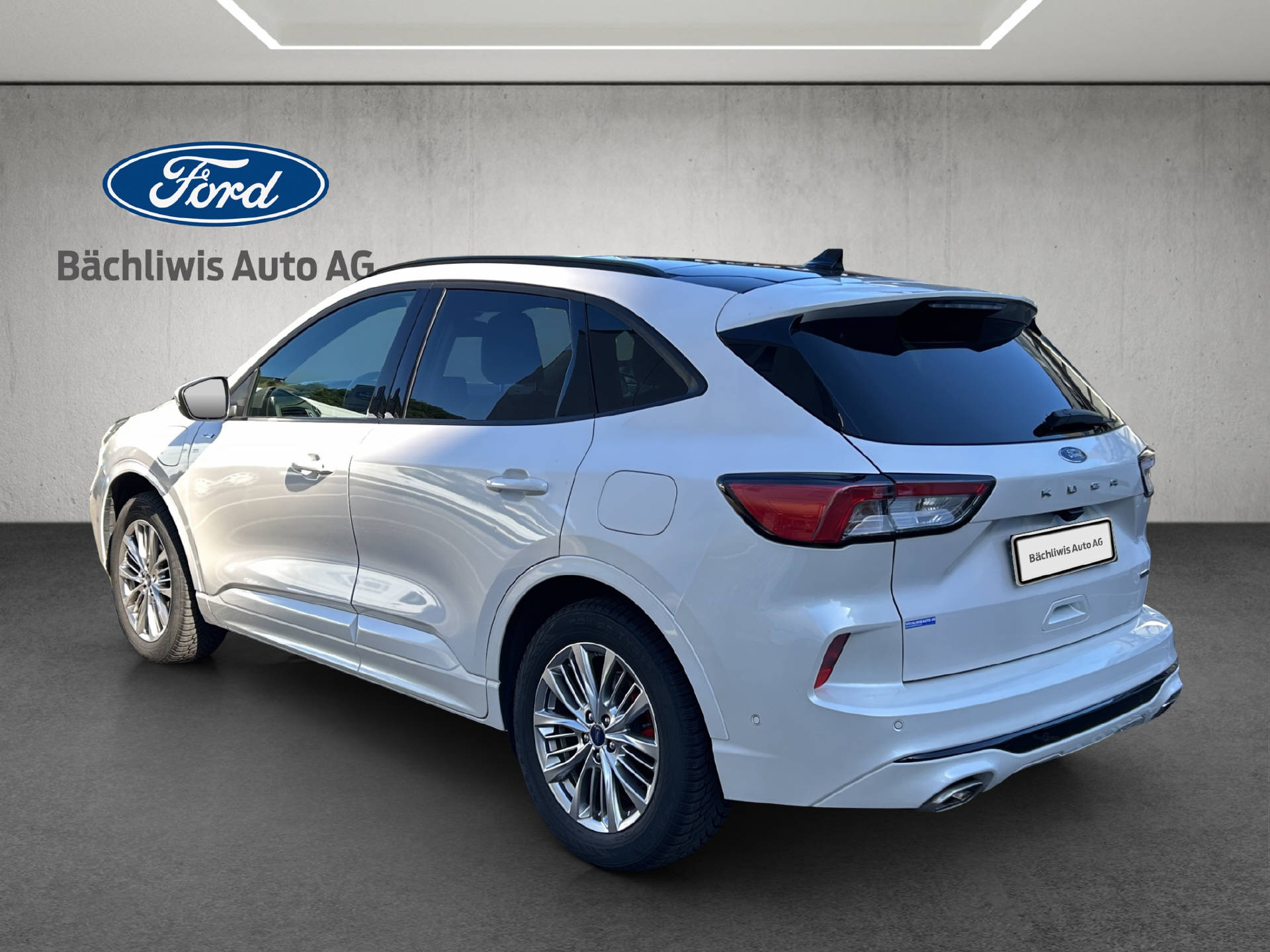 FORD Kuga 2.5 Plug-in Hybrid ST-Line X-showroom-element-2
