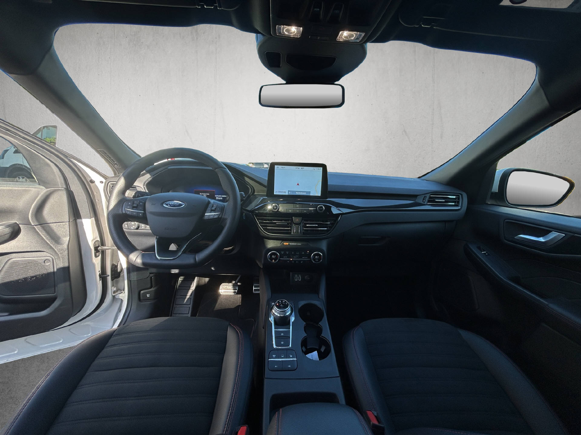 FORD Kuga 2.5 Plug-in Hybrid ST-Line X-image-14