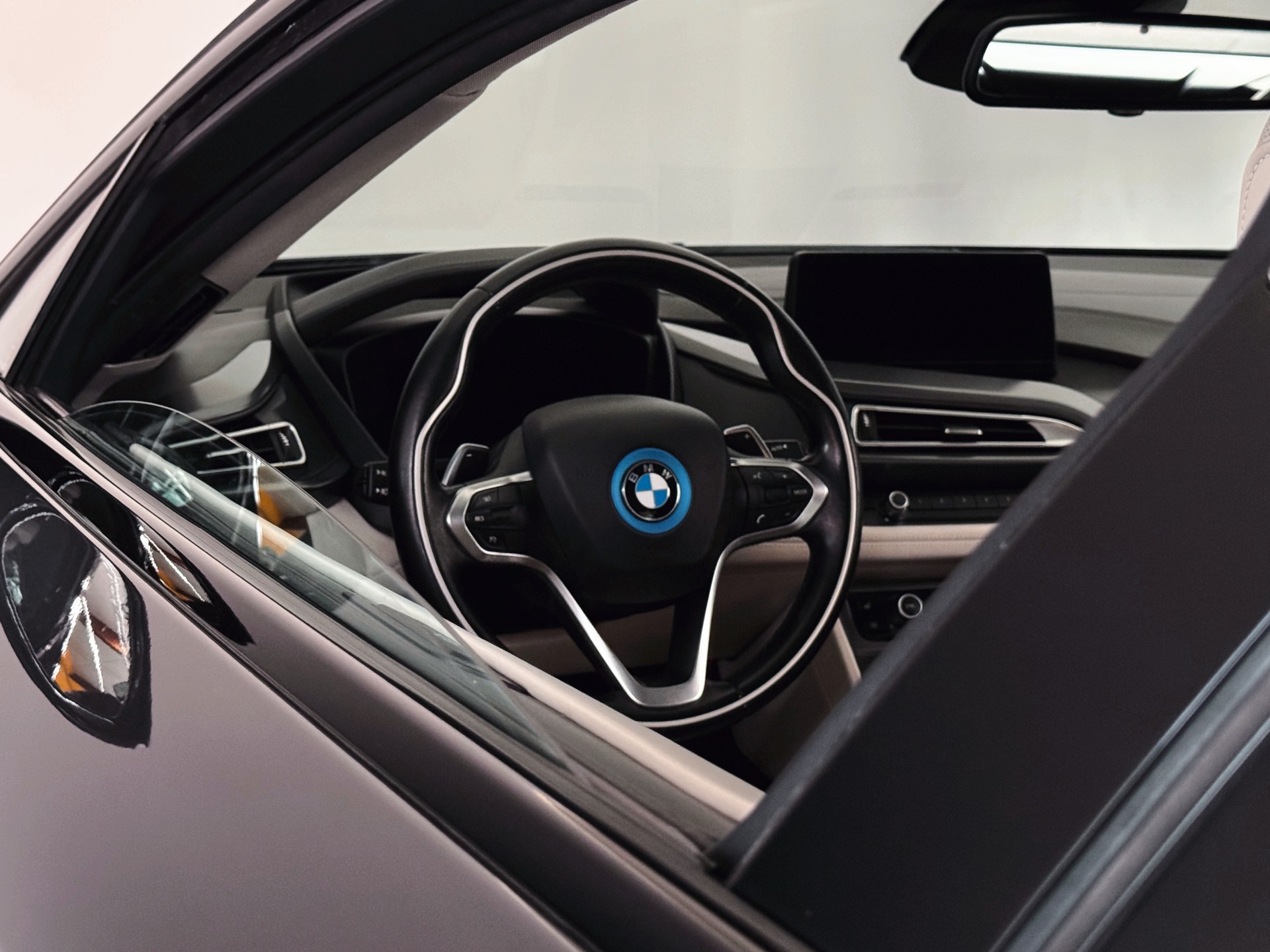 BMW i8 Coupé-image-10