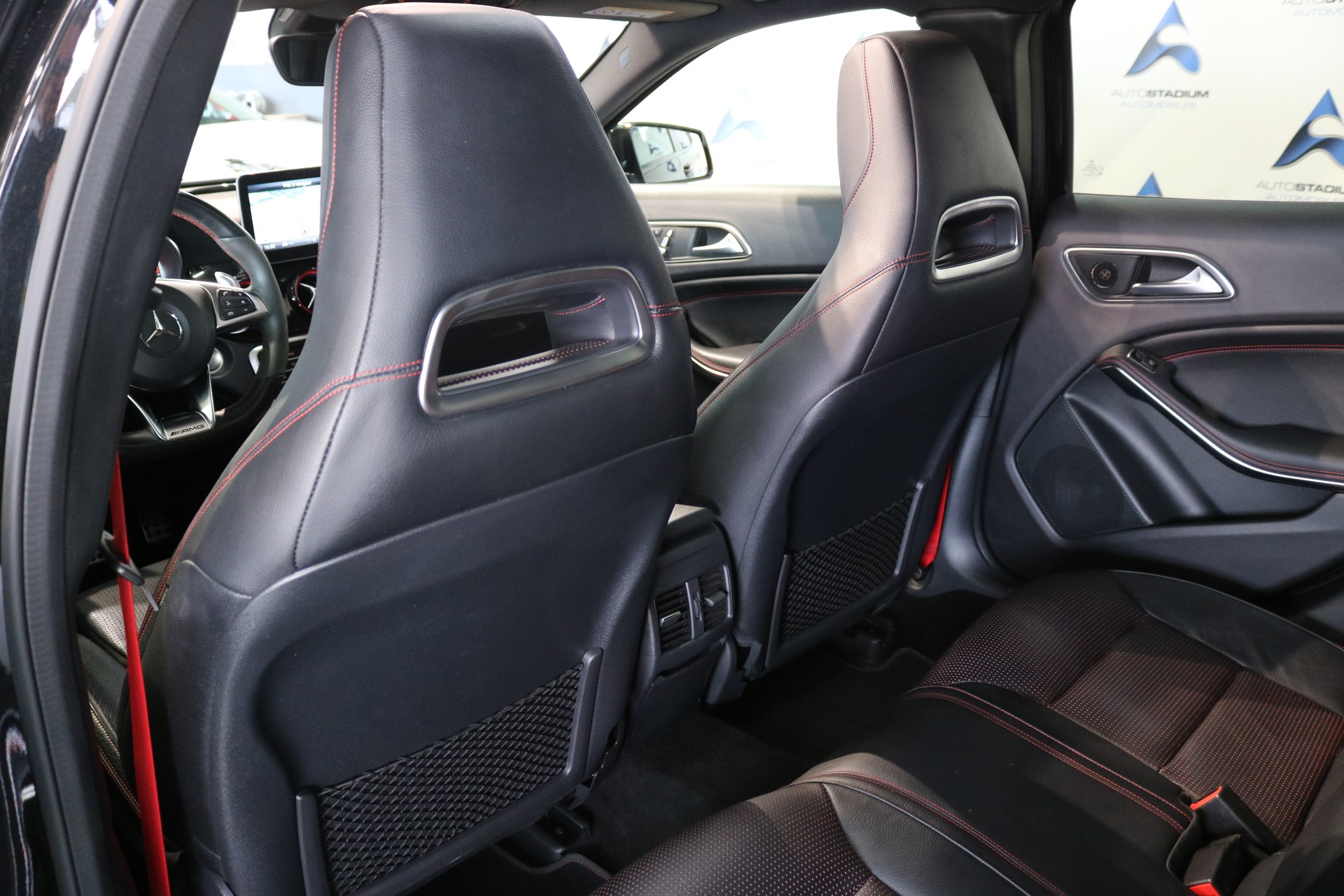 MERCEDES-BENZ GLA 45 AMG Night Edition 4Matic 7G-DCT-showroom-element-3