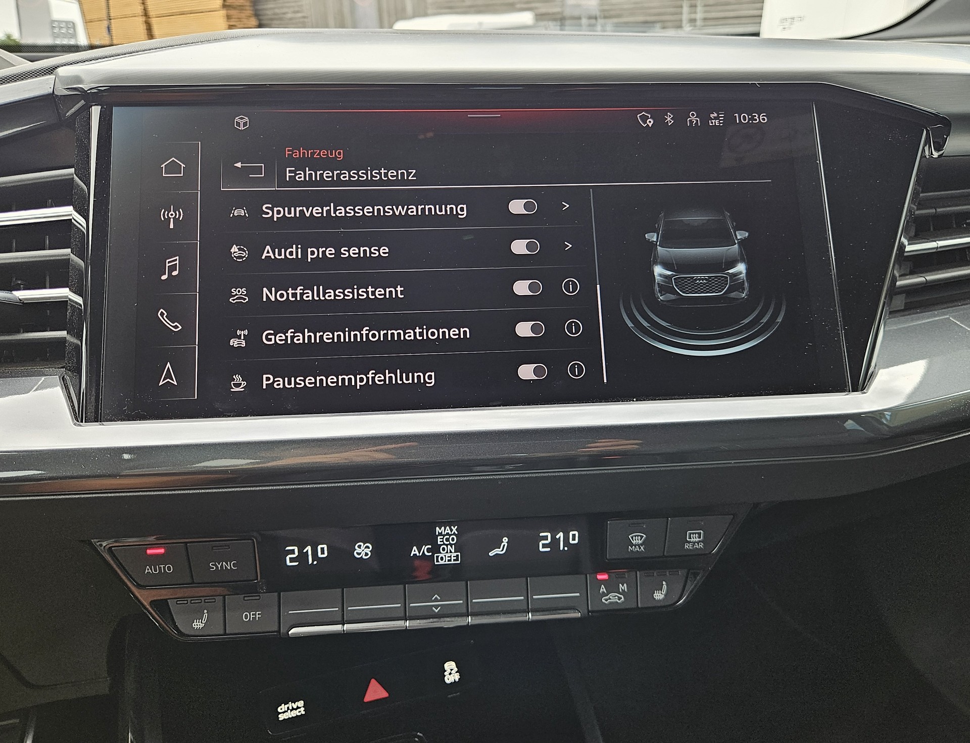 AUDI Q4 Sportback e-tron 50 quattro S-Line Modell 2024 mit Anhängerkupplung-image-20