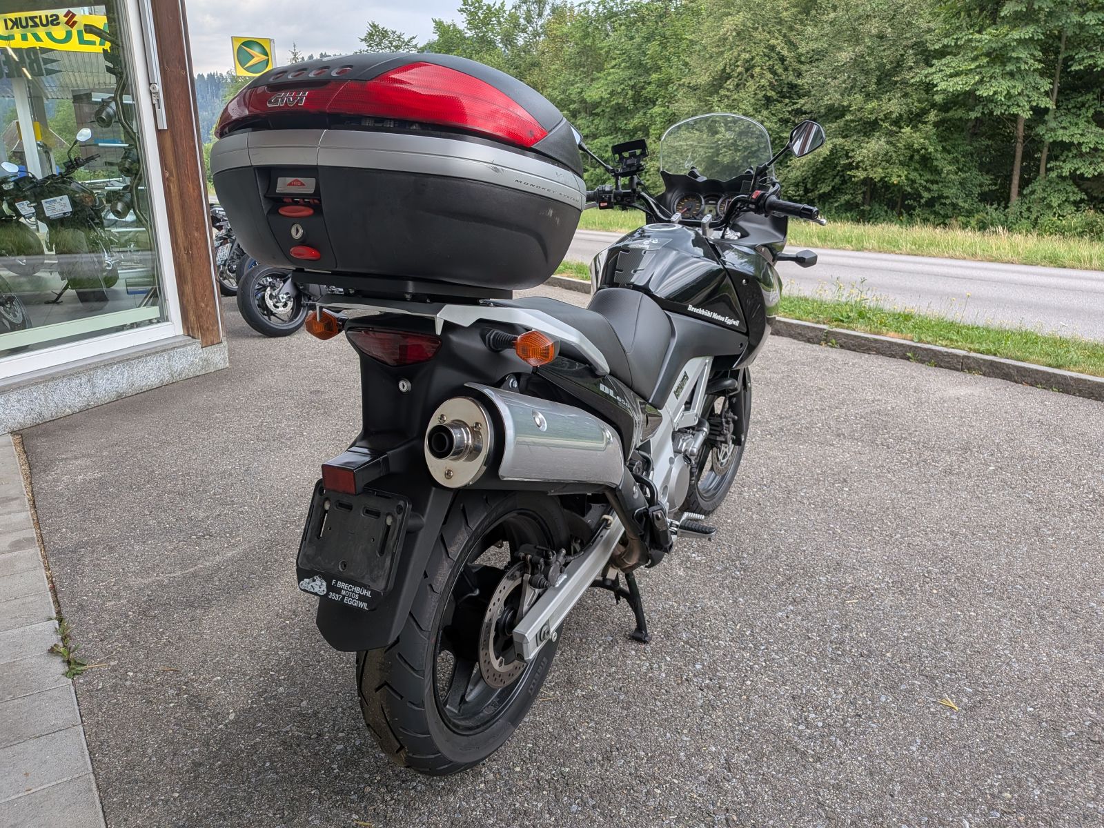 SUZUKI DL 650 V-Strom-image-5