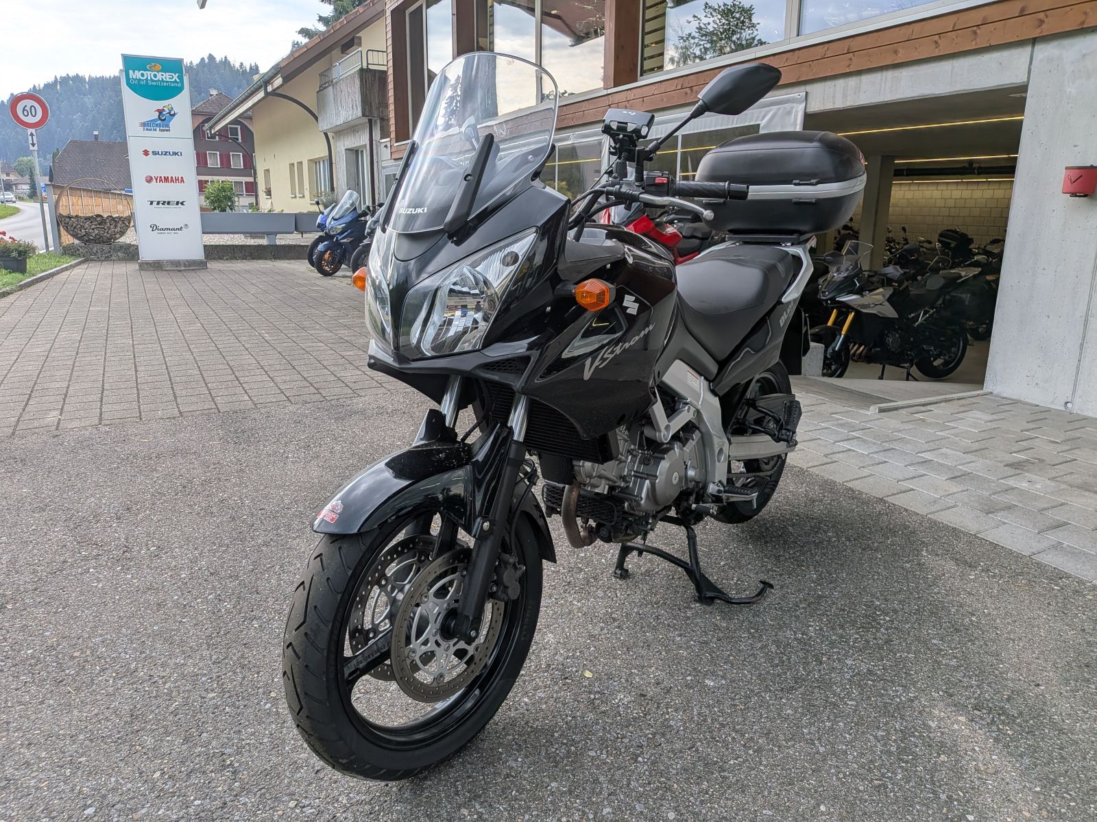 SUZUKI DL 650 V-Strom-image-2