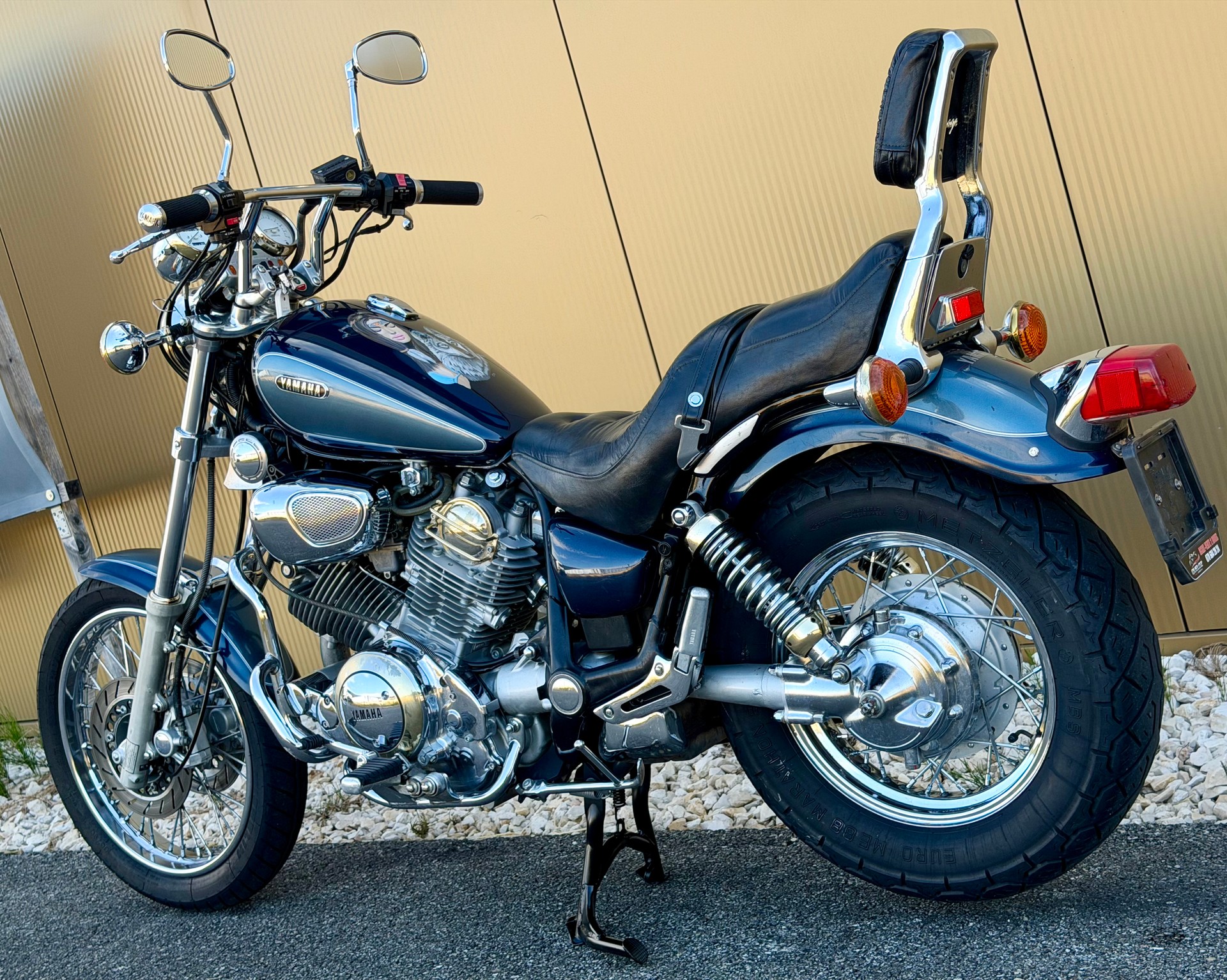YAMAHA XV 750 SE Virago-image-11