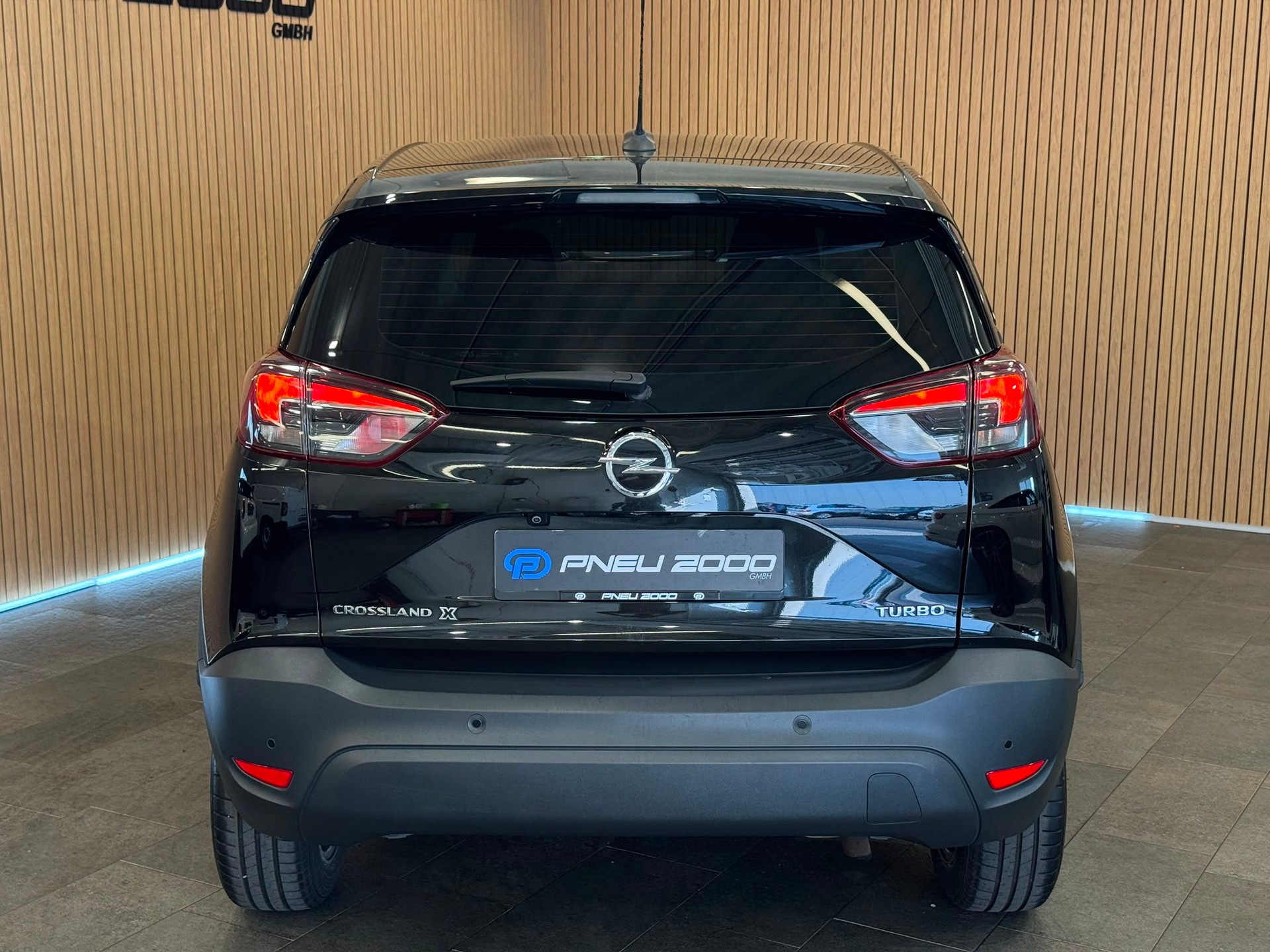 OPEL Crossland X 1.2i TP Enjoy Automatik-image-3