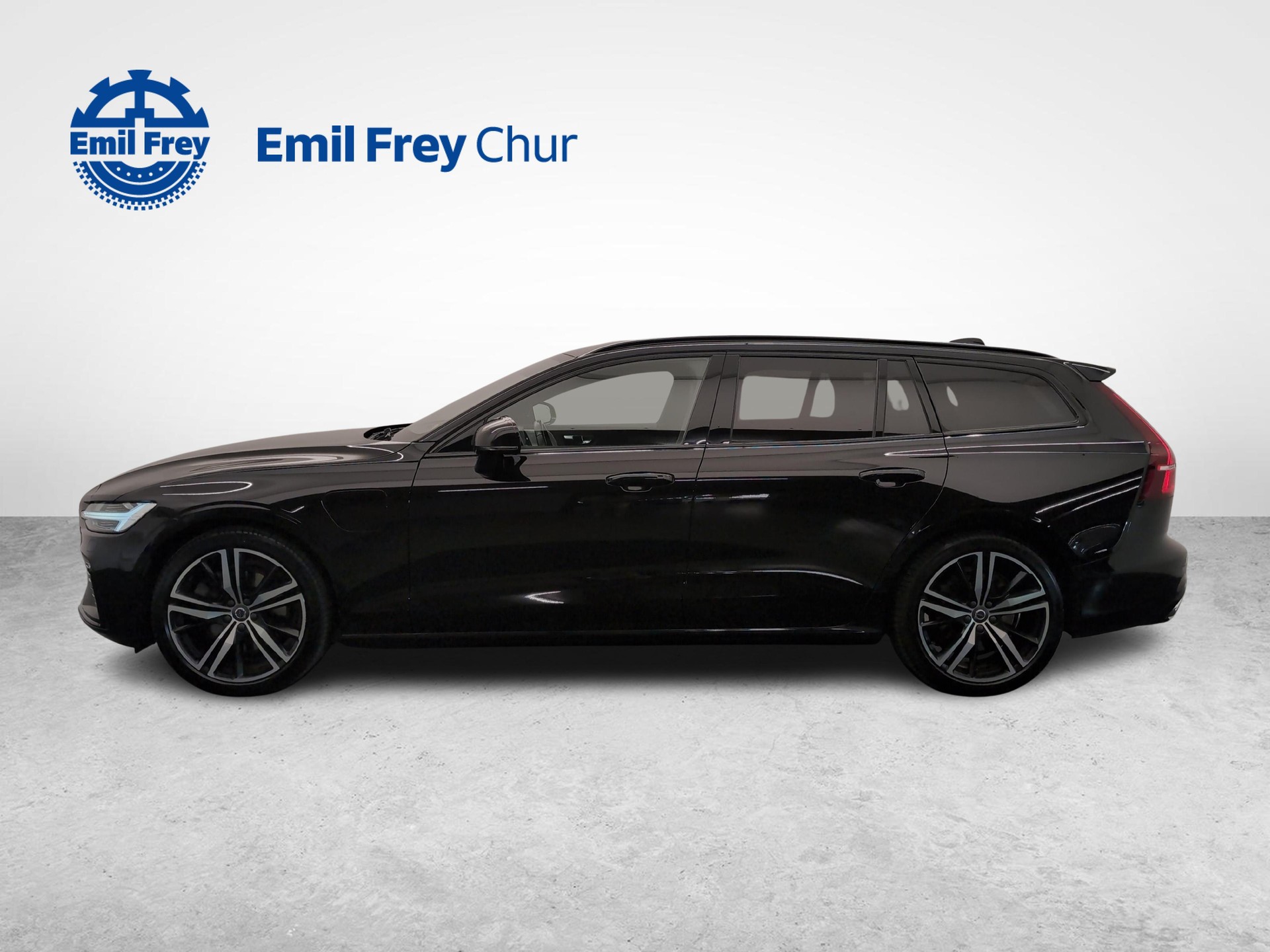 VOLVO V60 2.0 T8 TE R-Design eAWD-showroom-element-1