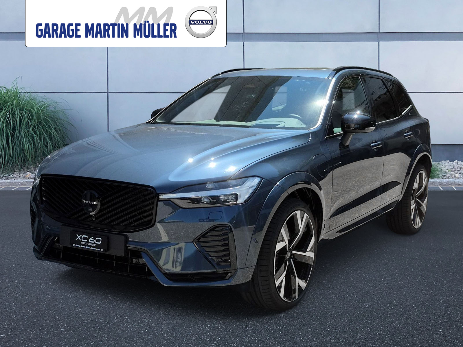 VOLVO XC60 2.0 T8 TE Black Edition eAWD
