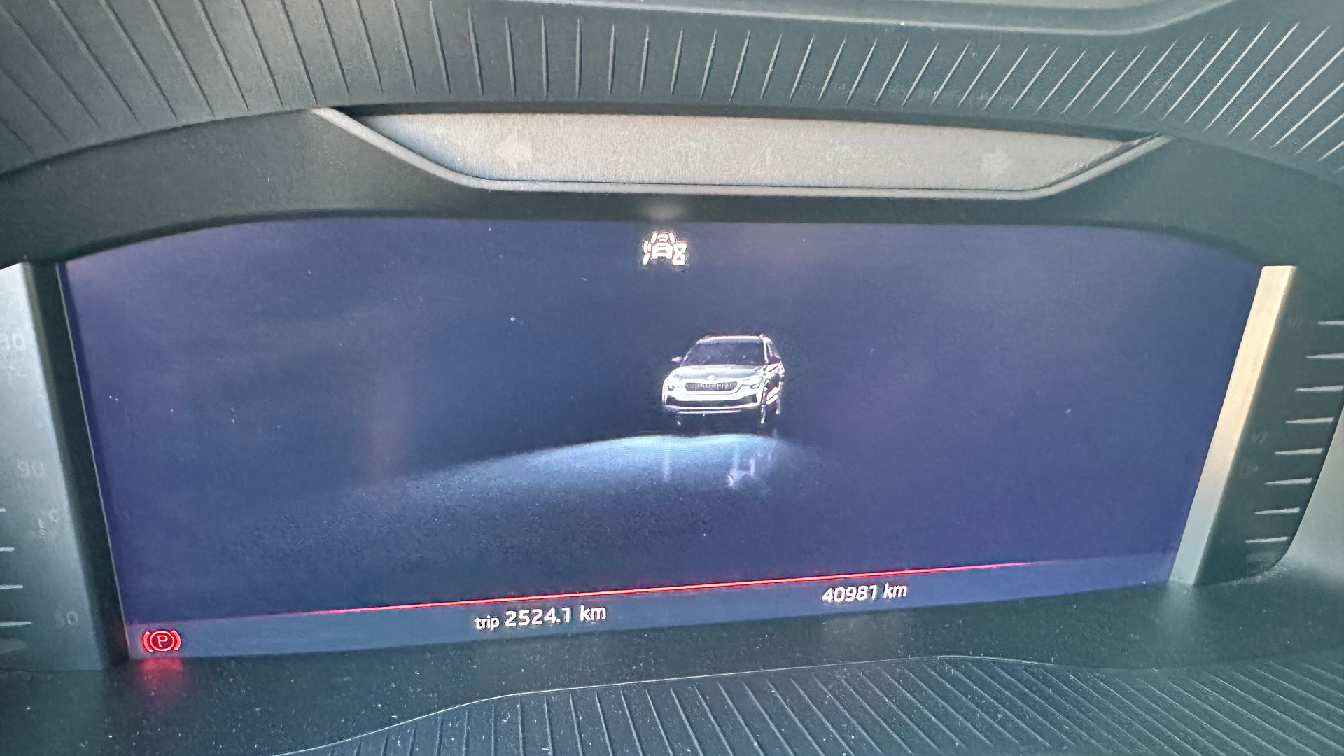 SKODA Kodiaq 2.0 TSI 4x4 SportLine-image-9