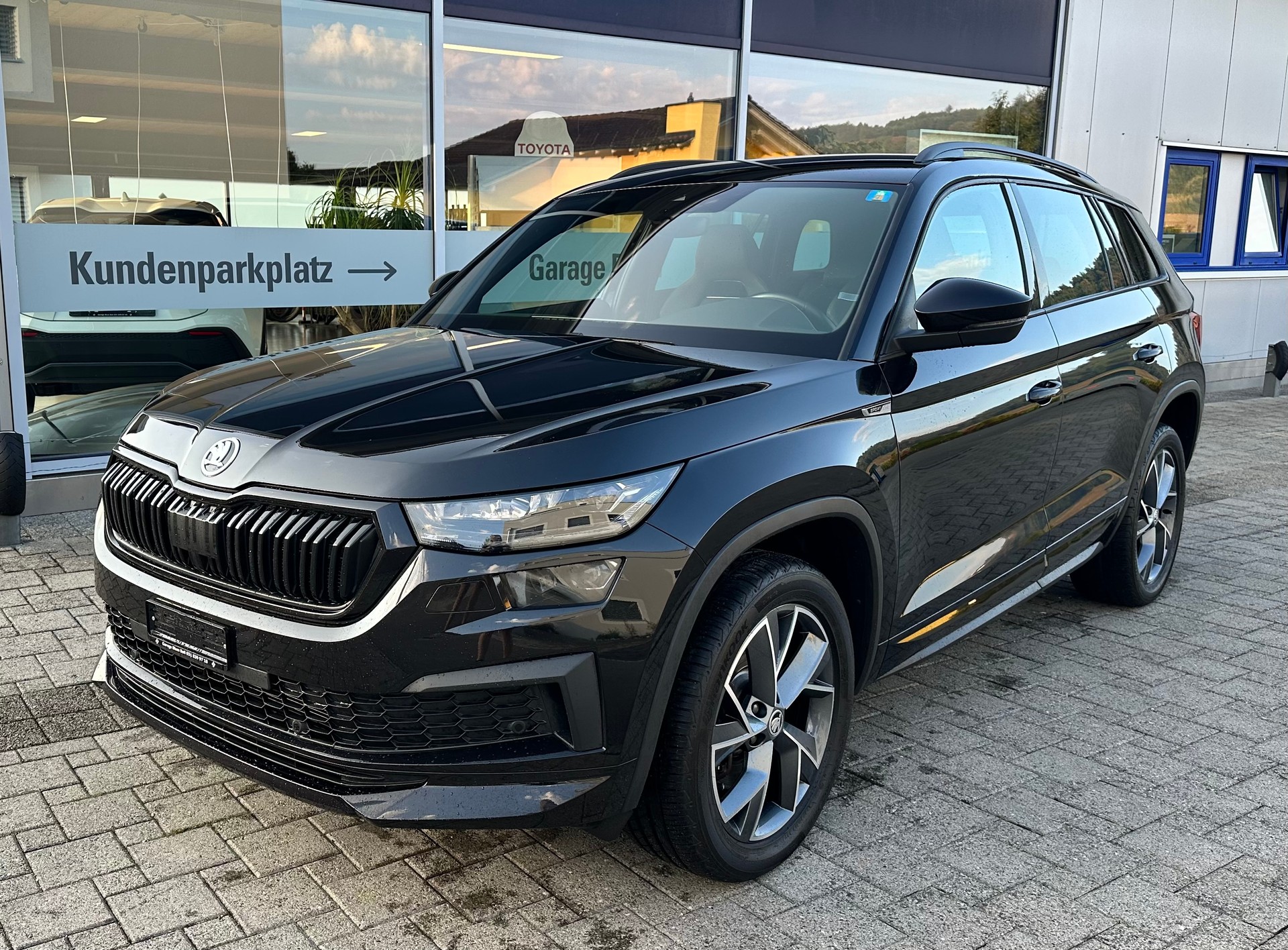 SKODA Kodiaq 2.0 TSI 4x4 SportLine-showroom-element-1