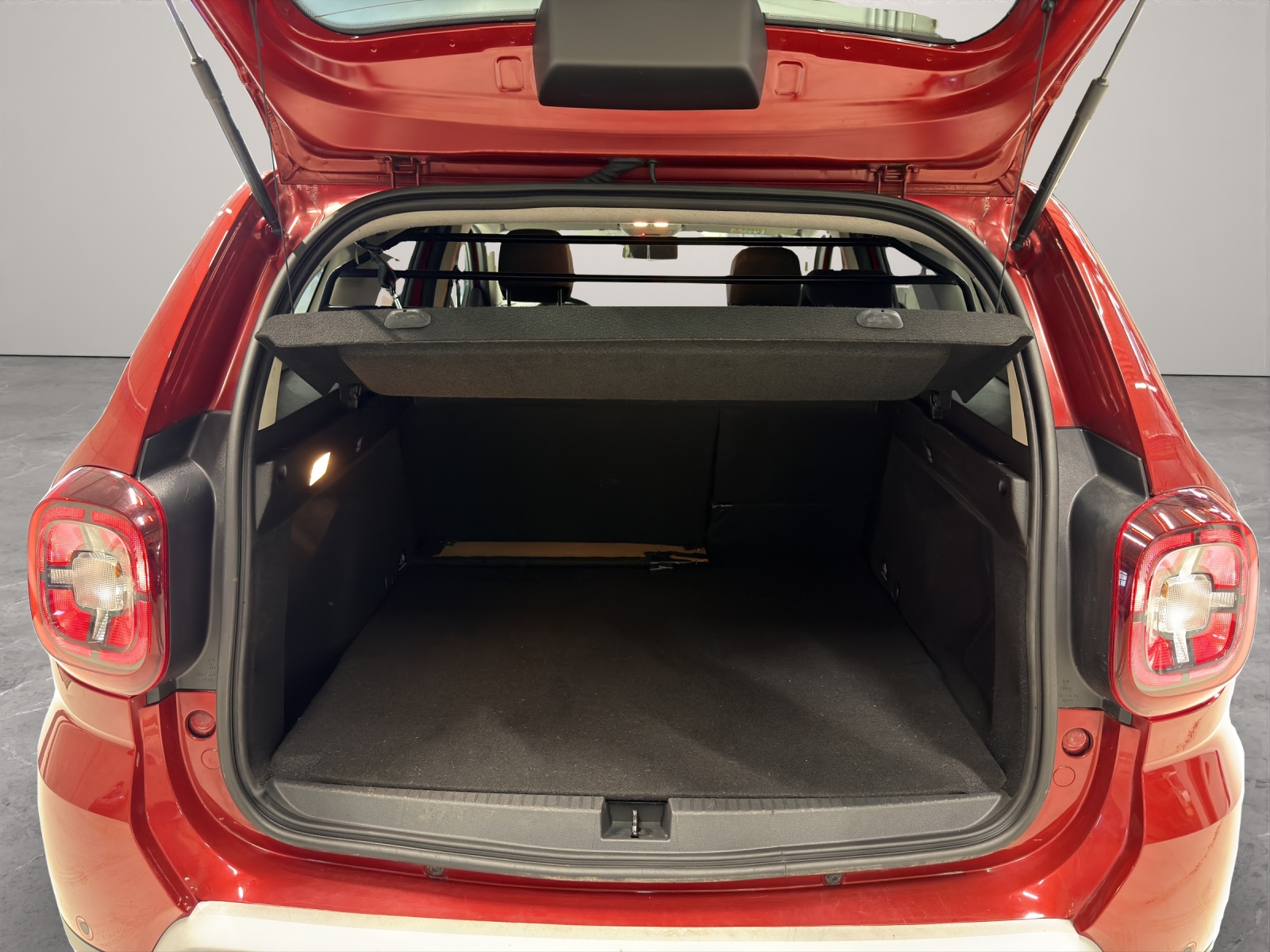 DACIA Duster 1.3 TCe 150 Ultimate 4WD-image-14