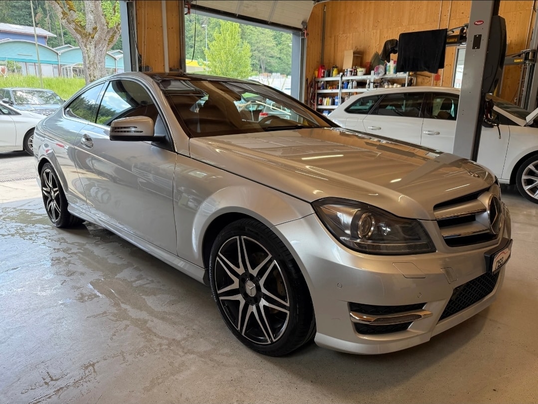 MERCEDES-BENZ C 250 Coupé 7G-Tronic-showroom-element-2