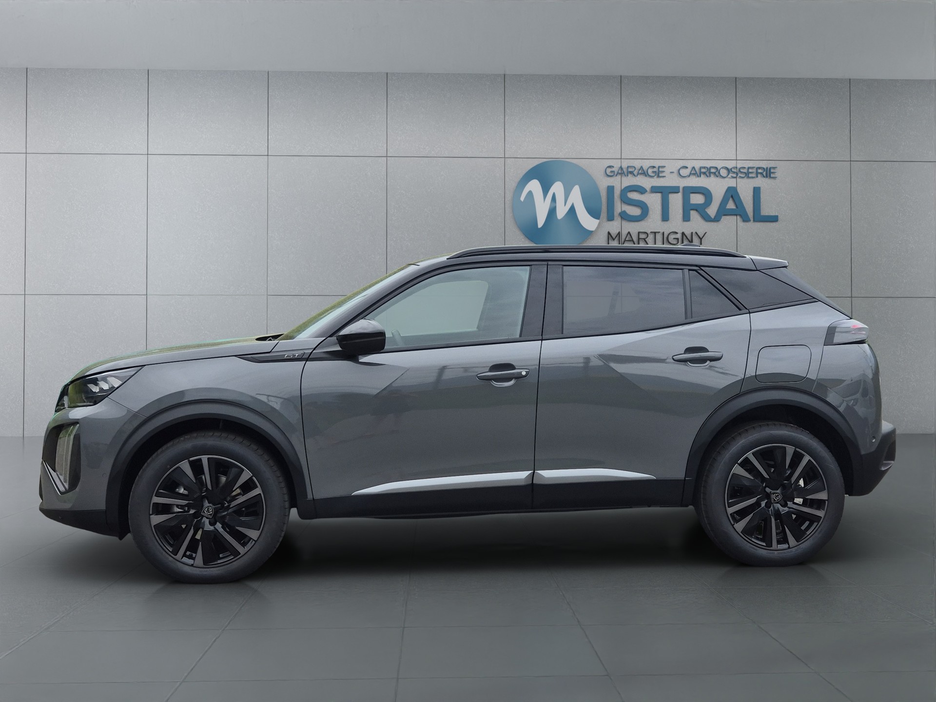 PEUGEOT 2008 1.2 Hybrid 145 GT Exclusive-showroom-element-1